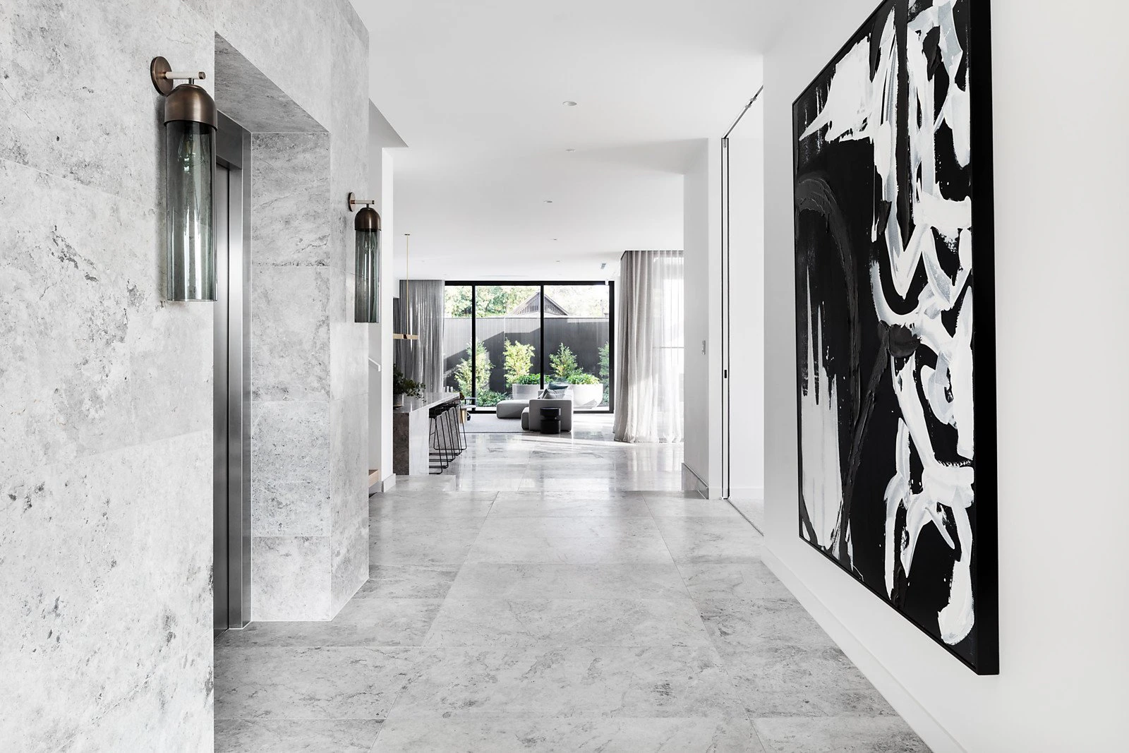 2 Chastleton Avenue, Toorak, VIC