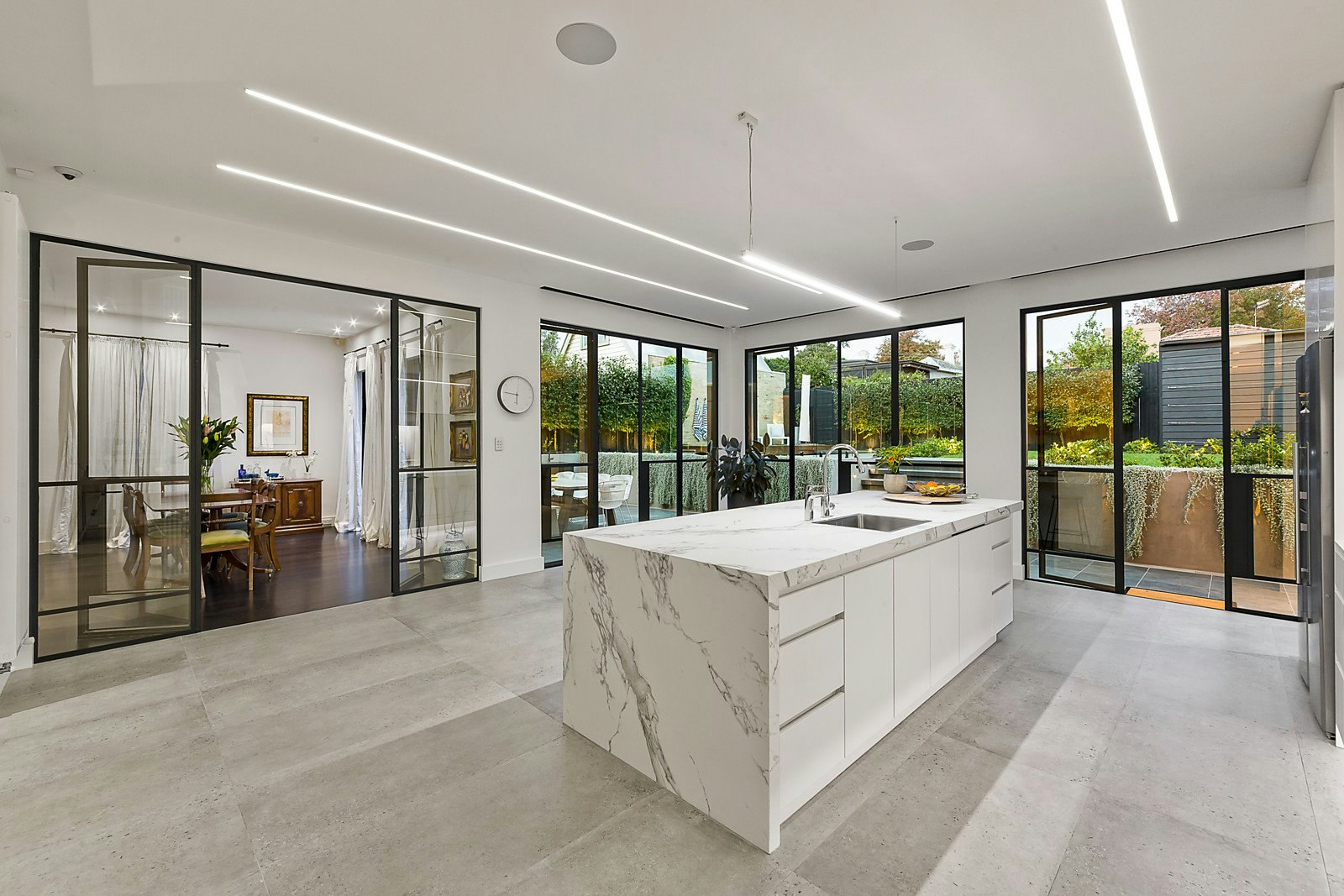 27 Beaconsfield Road, Hawthorn East, VIC