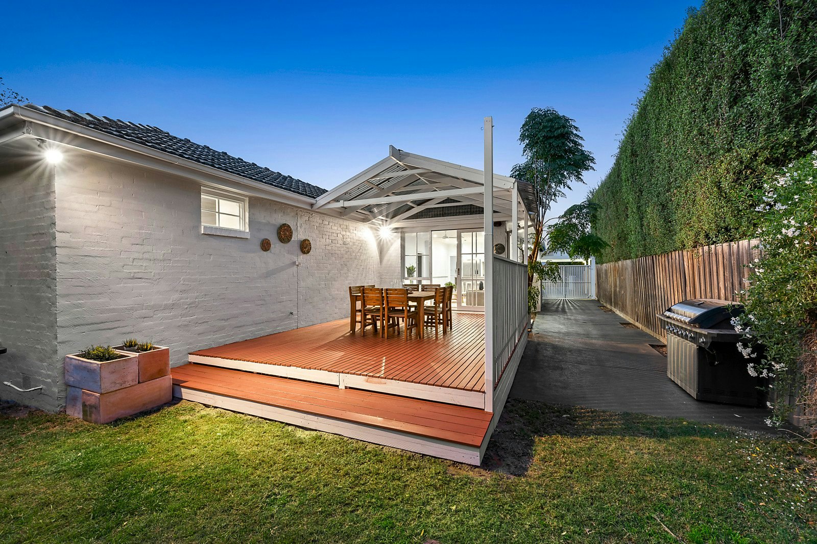 12 Wattle Grove, Malvern East, VIC