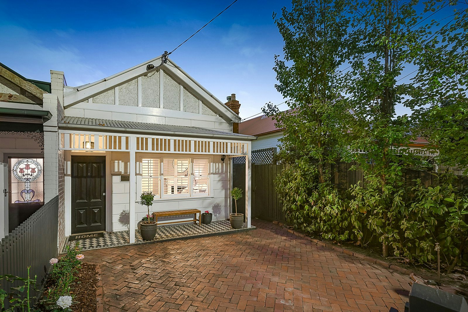 12 Emo Road, Malvern East, VIC