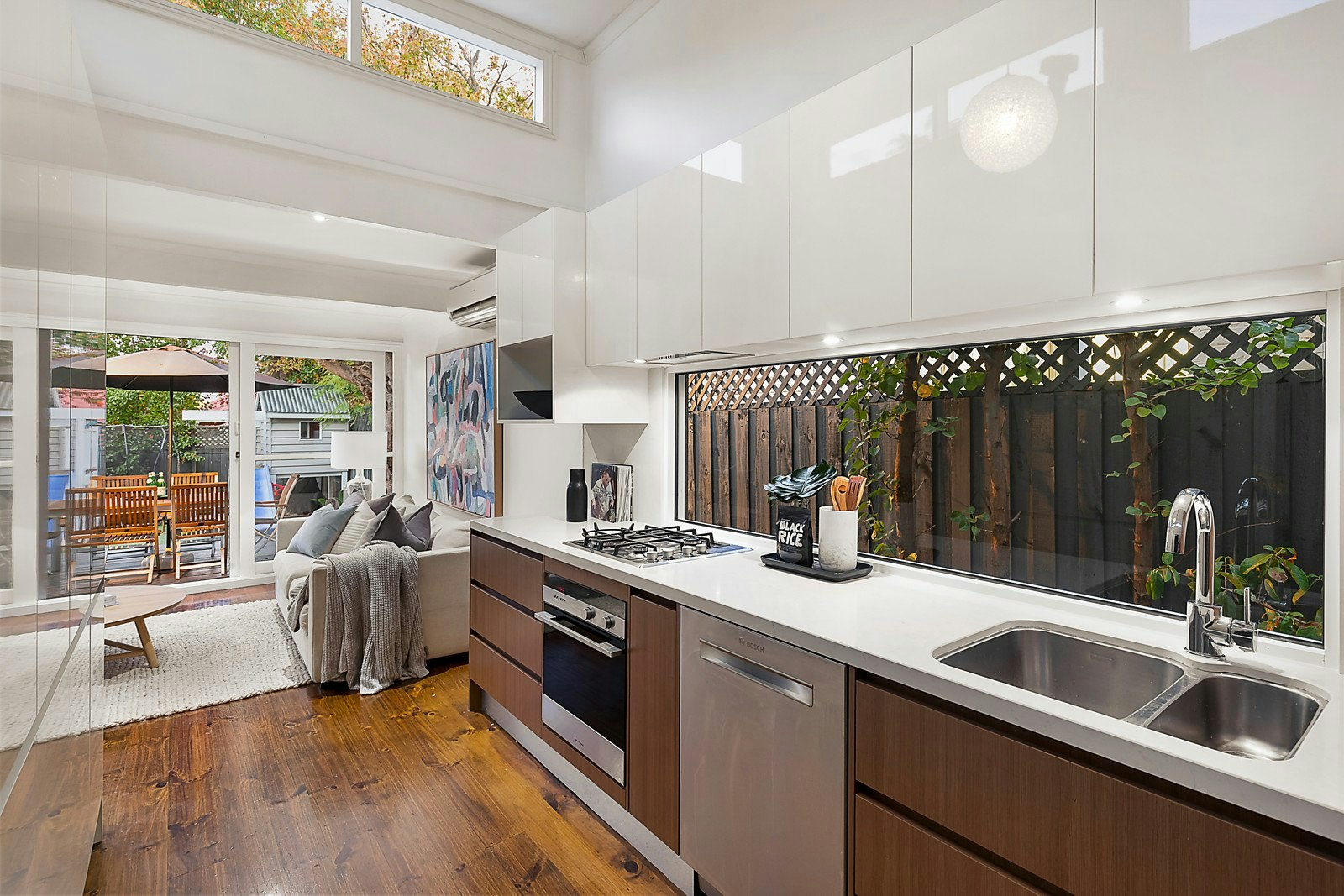 12 Emo Road, Malvern East, VIC