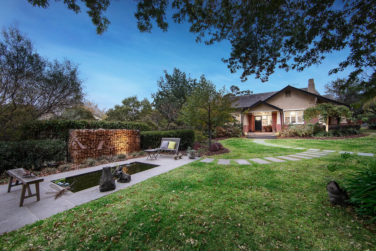 23 Rubens Grove, Canterbury, VIC