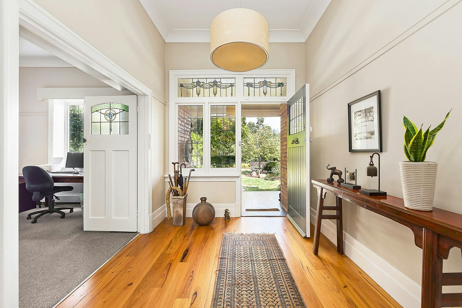 23 Rubens Grove, Canterbury, VIC