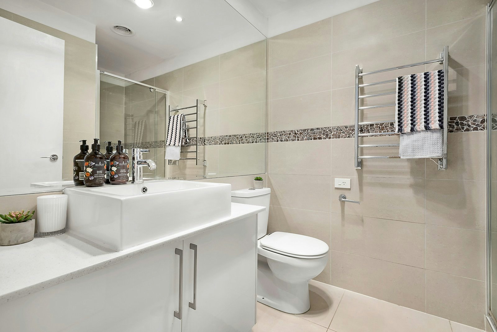 9/16-18 Dene Avenue, Malvern East, VIC