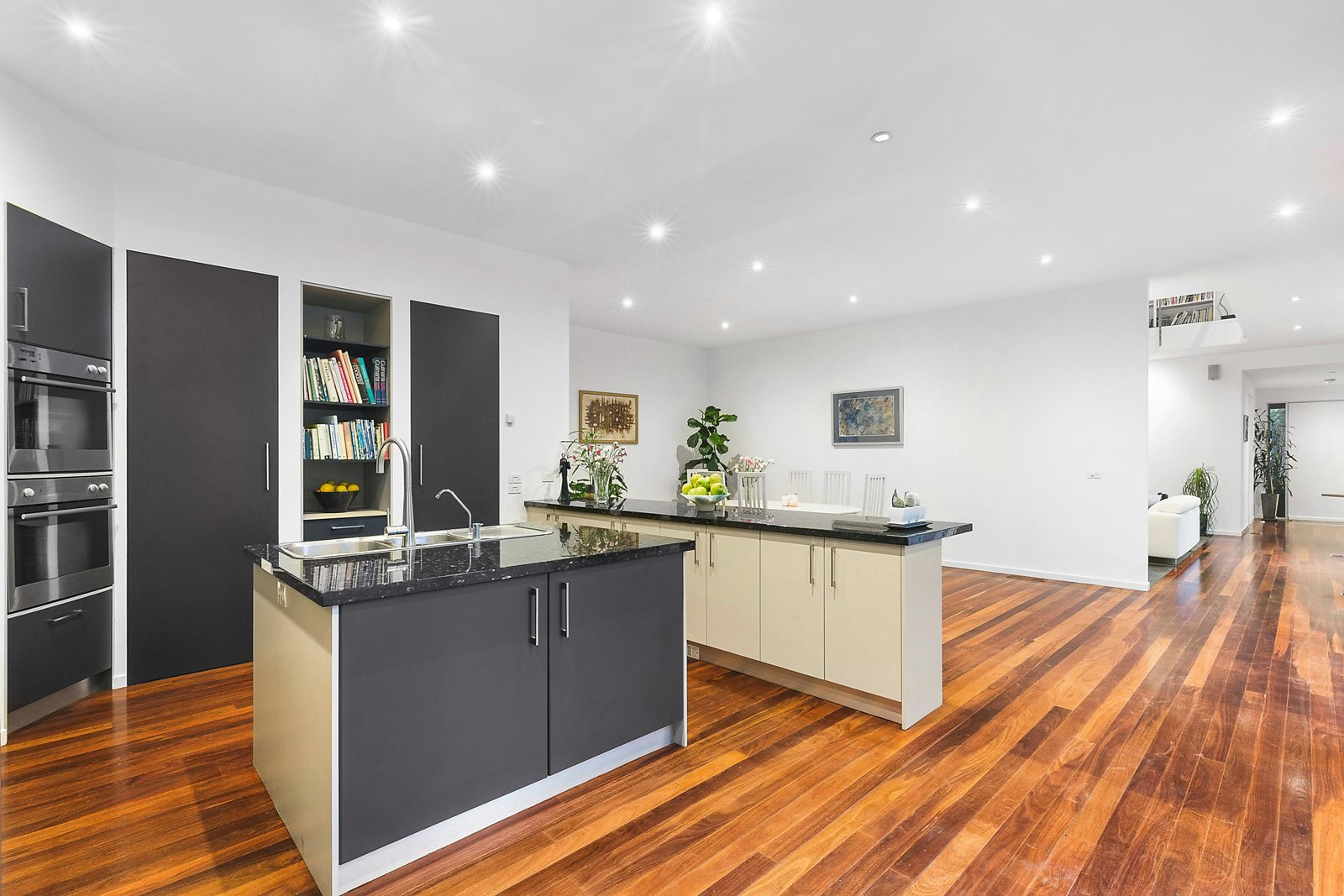 32 Cummins Road, Brighton East, VIC