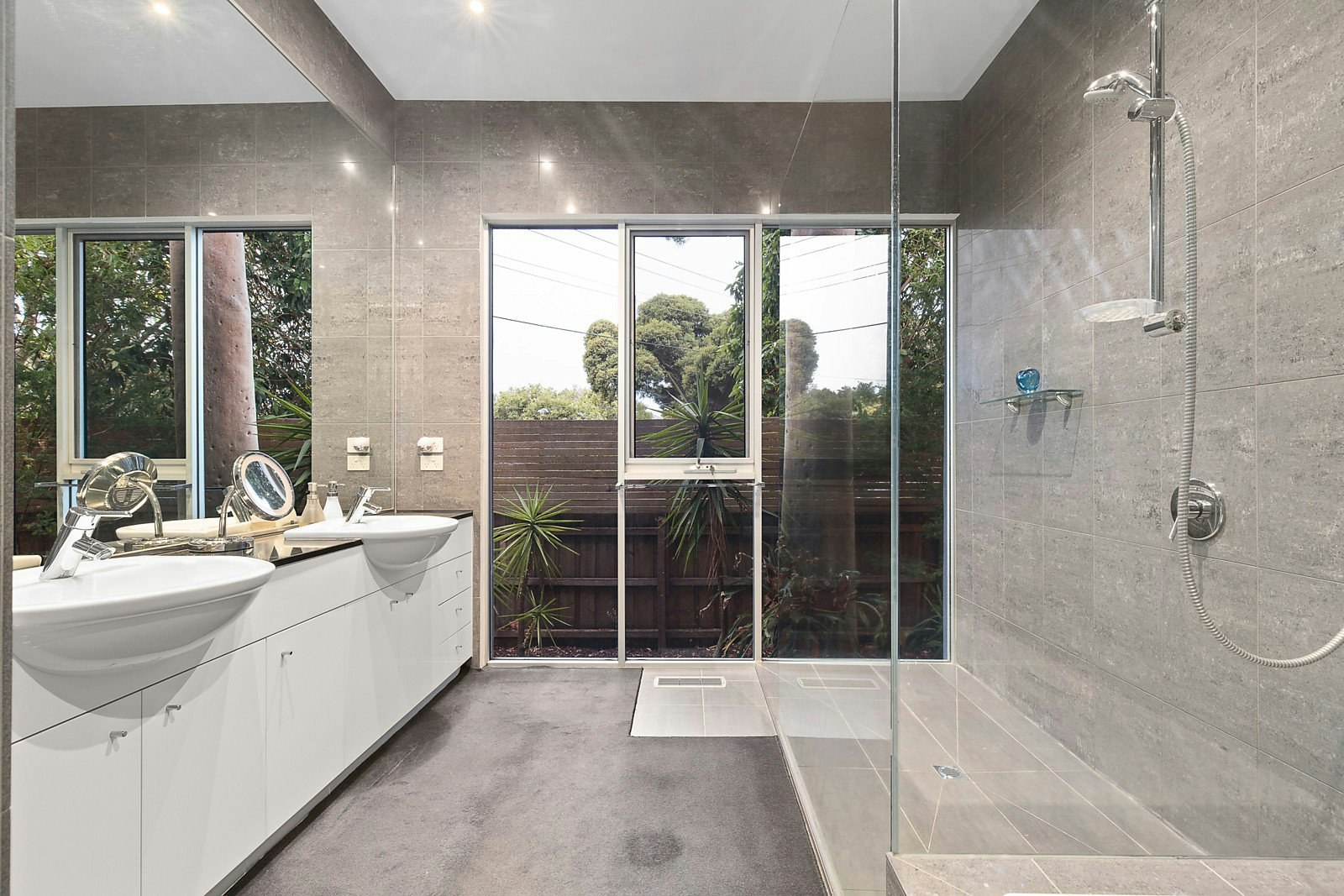 32 Cummins Road, Brighton East, VIC