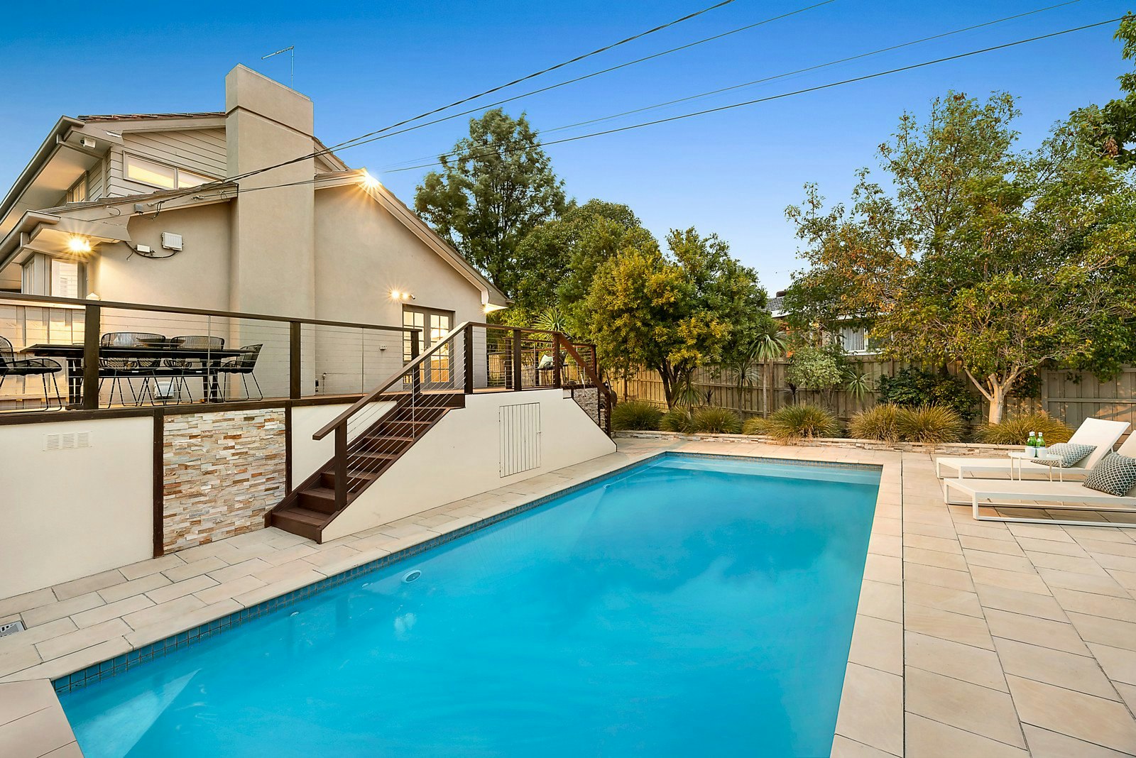 18 Ashwood Drive, Ashwood, VIC