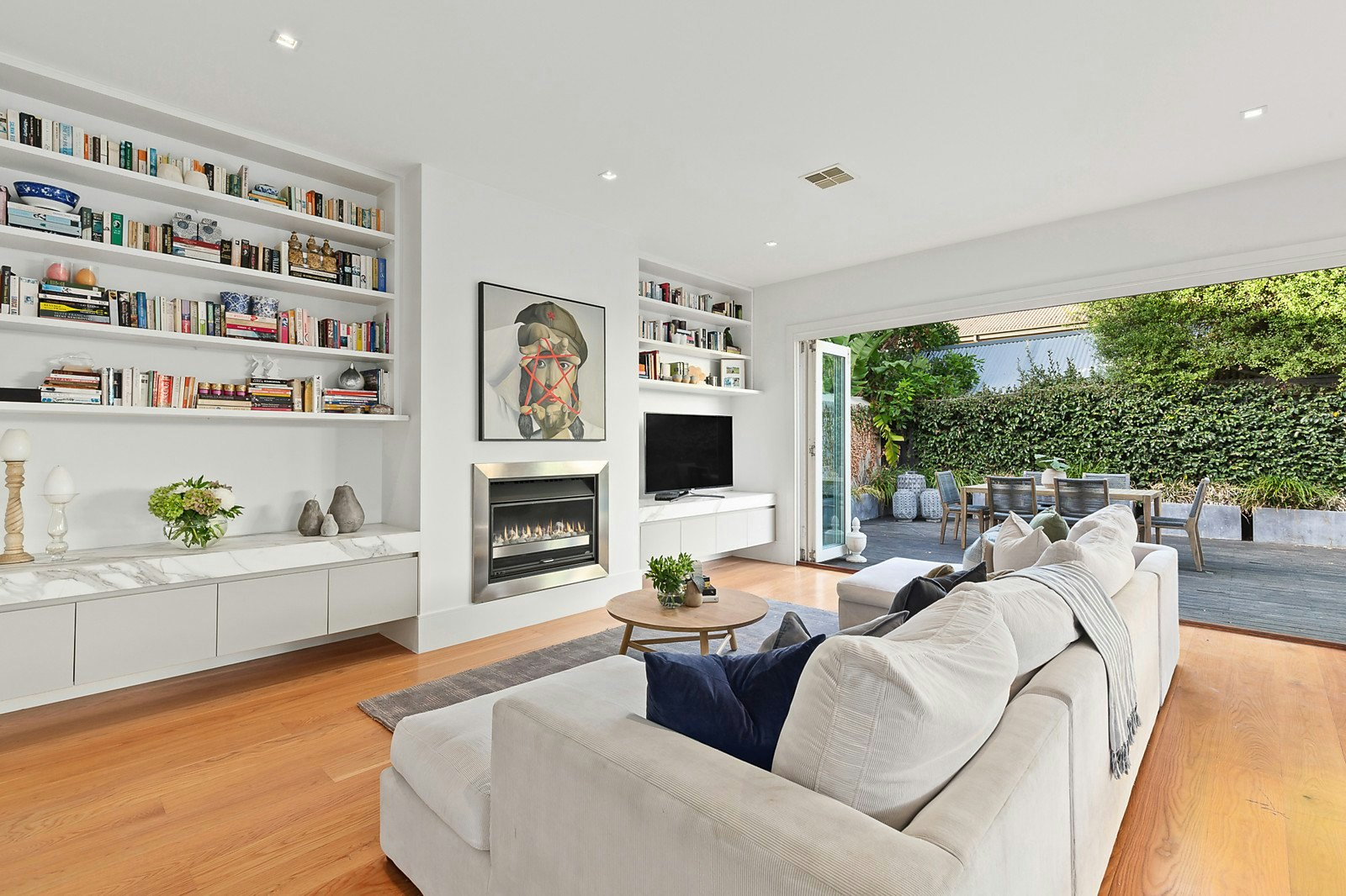 2B Rothesay Avenue, Brighton, VIC