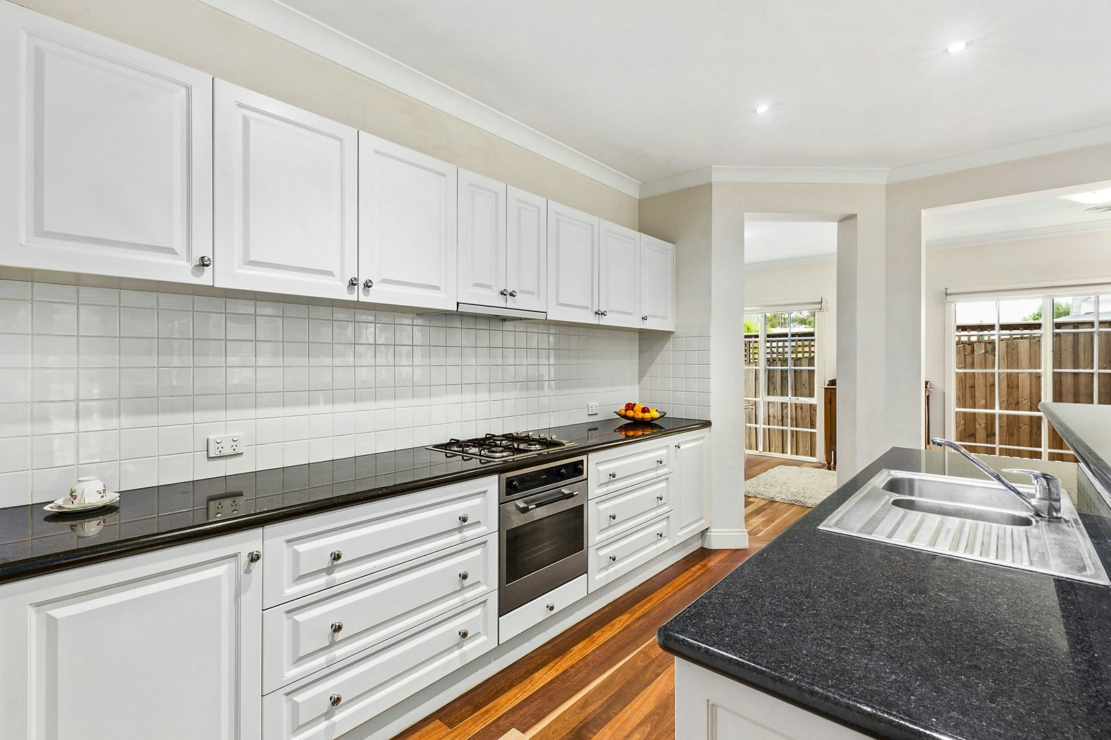 2/5-7 Caravan Street, Balwyn, VIC