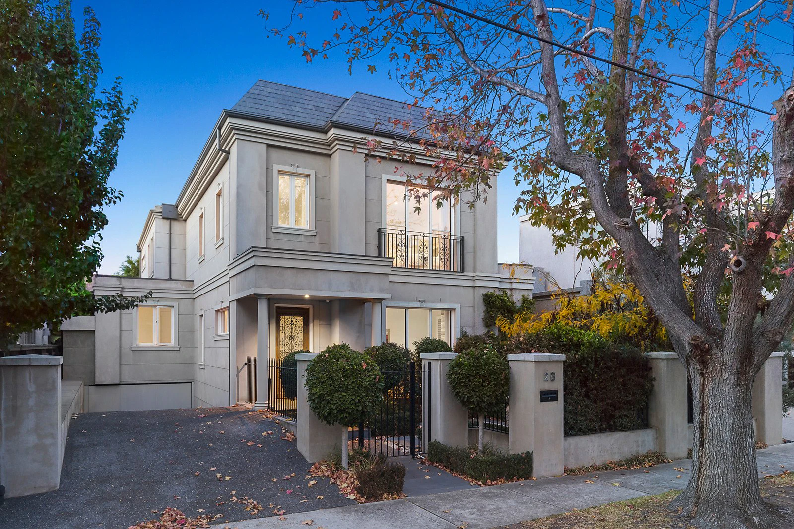 2B Rothesay Avenue, Brighton, VIC