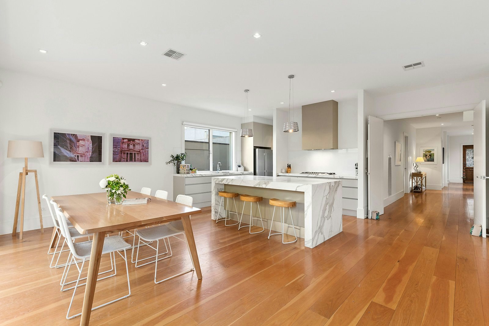 2B Rothesay Avenue, Brighton, VIC