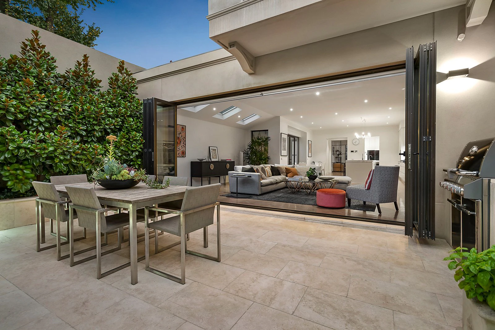 13 Tashinny Road, Toorak, VIC
