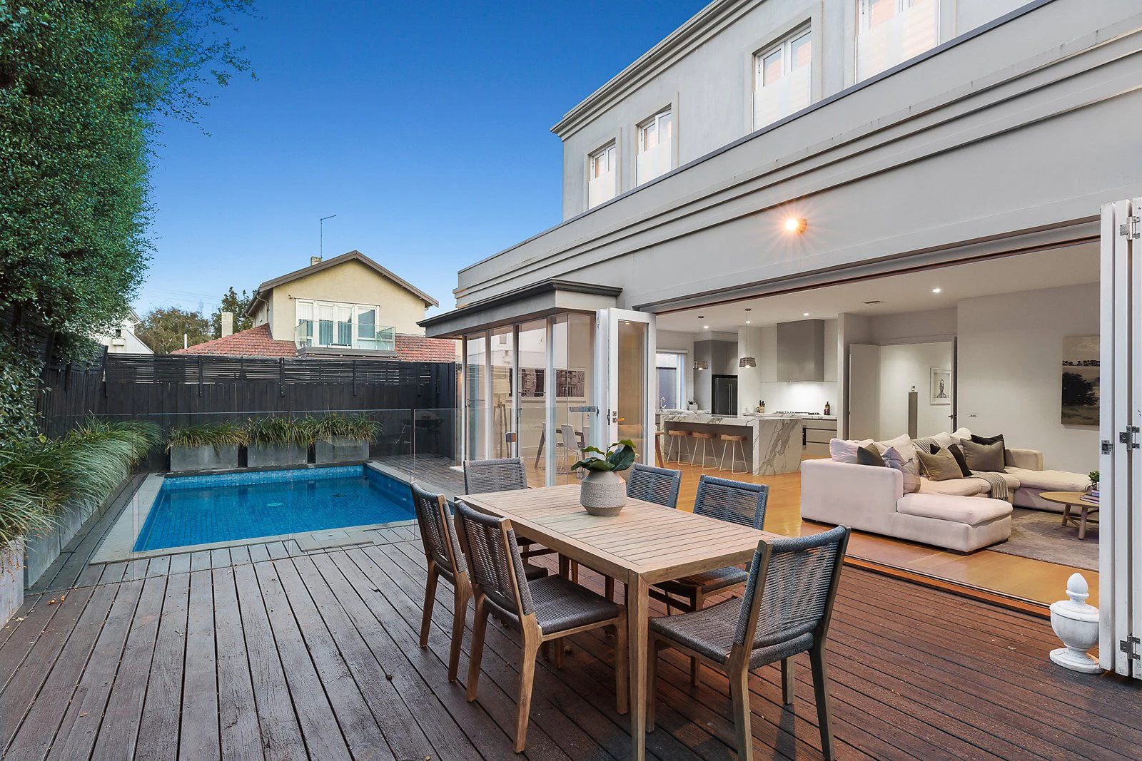 2B Rothesay Avenue, Brighton, VIC