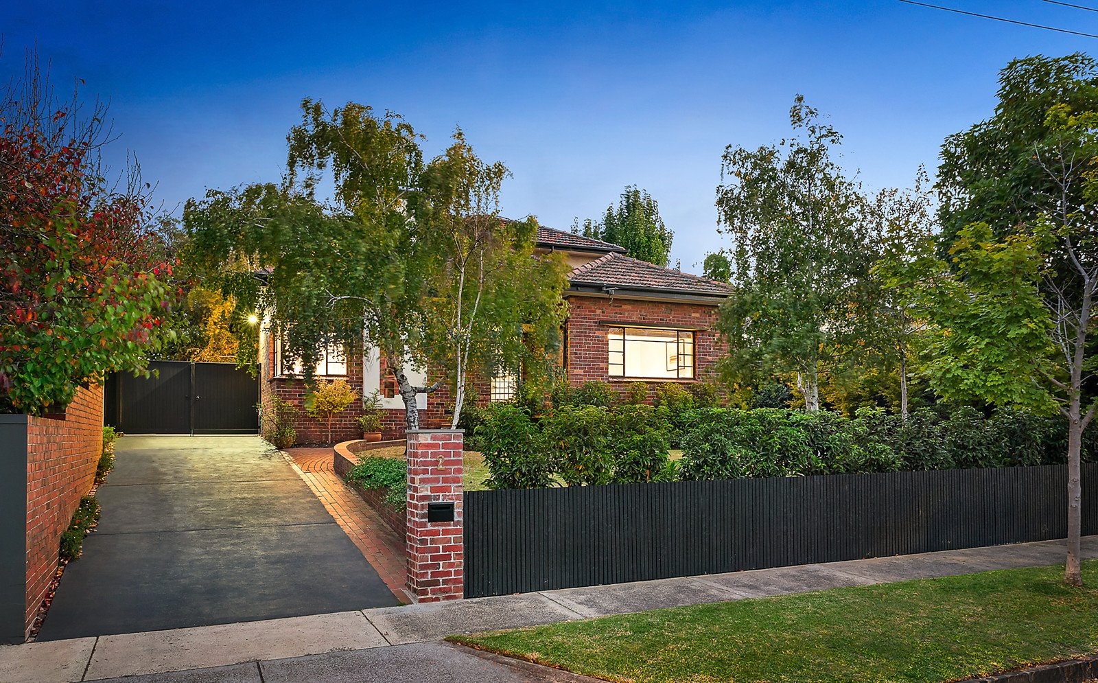 2 Ashburton Road, Glen Iris, VIC