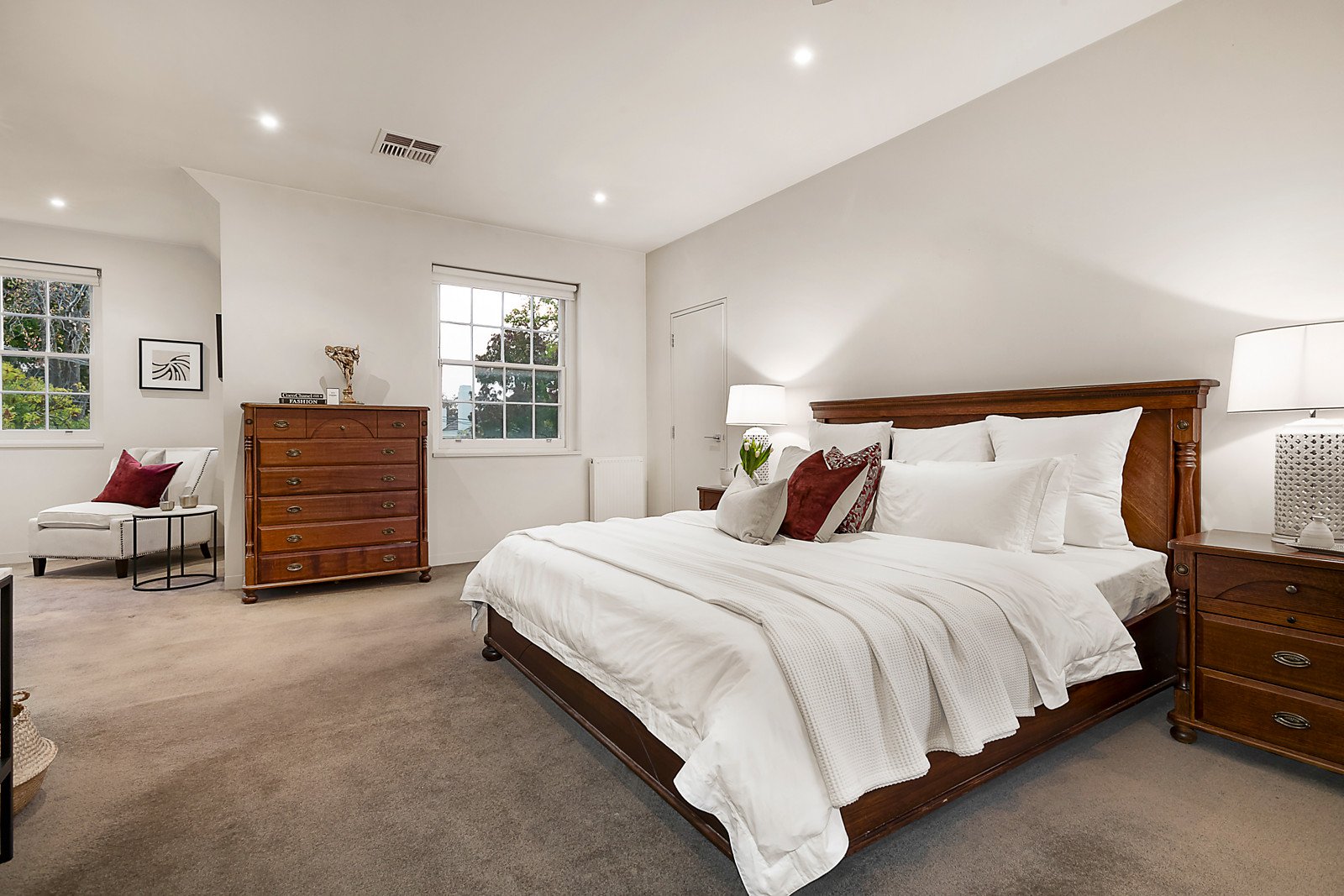 19 Sargood Street, Toorak - Thumbnail 7