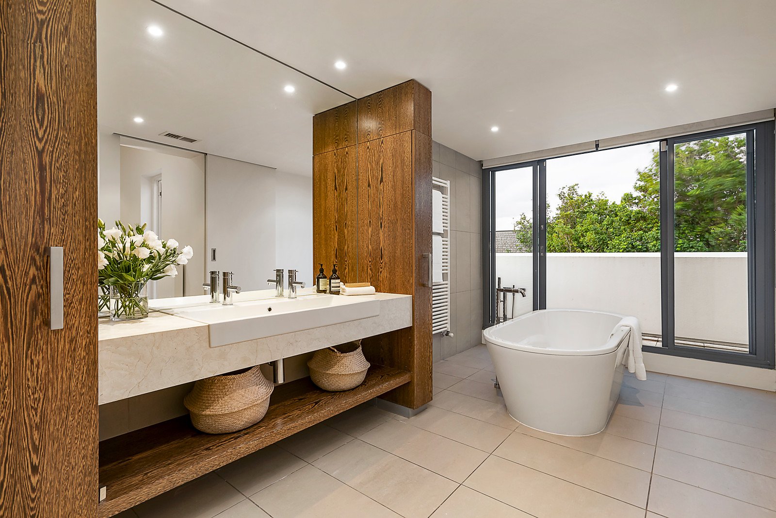 19 Sargood Street, Toorak - Thumbnail 8