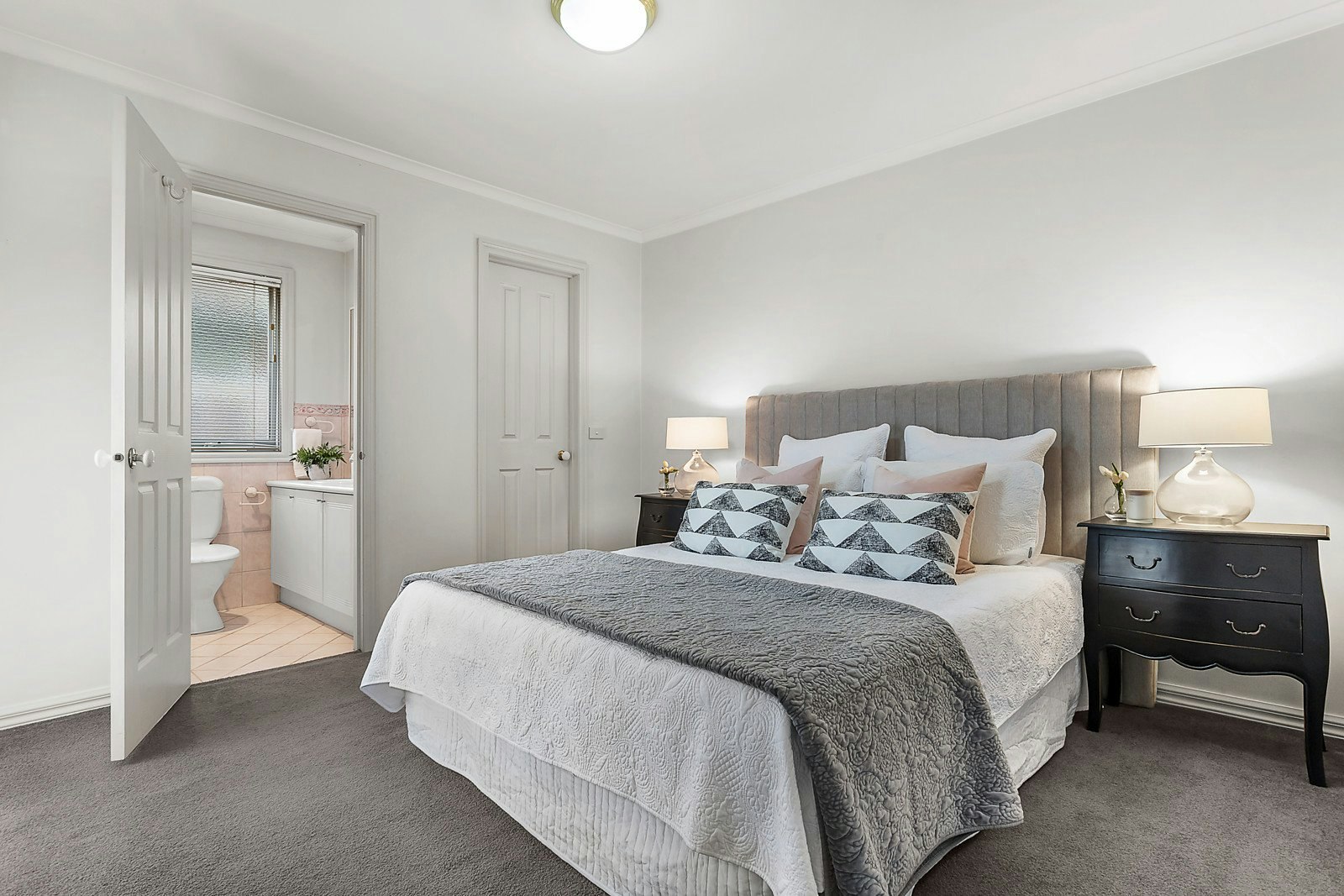 1/6 Glencairn Avenue, Camberwell, VIC