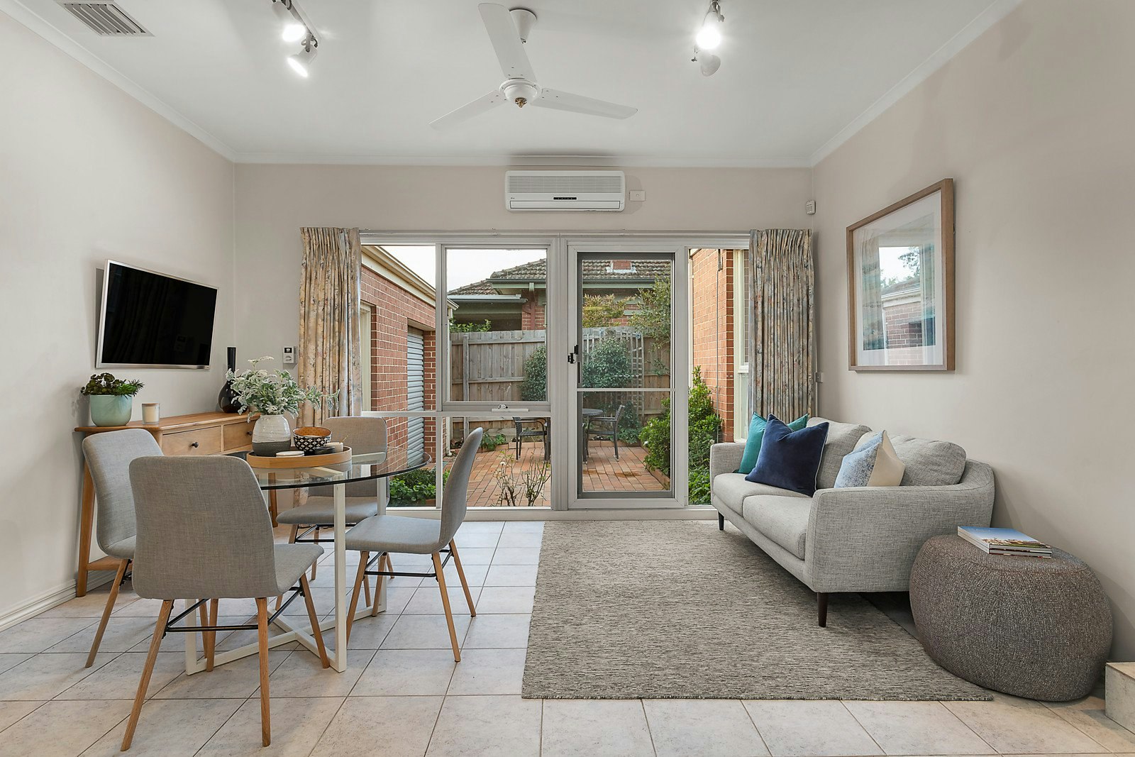 1/6 Glencairn Avenue, Camberwell, VIC