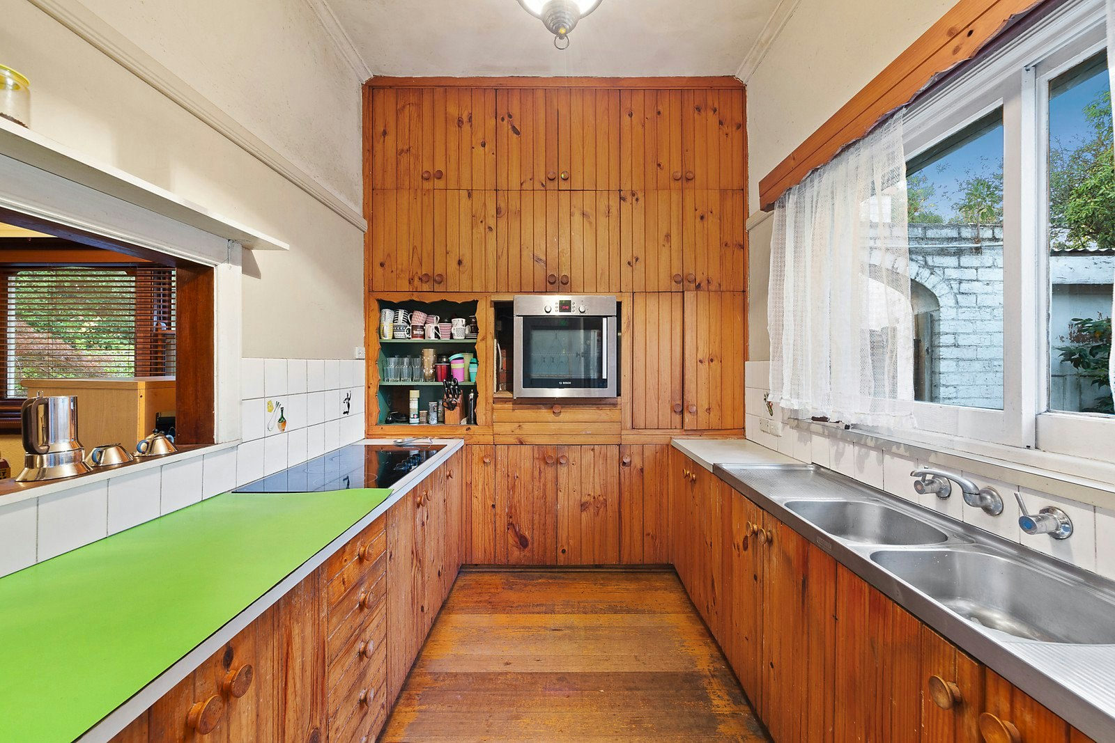 37 Hilltop Avenue, Glen Iris, VIC