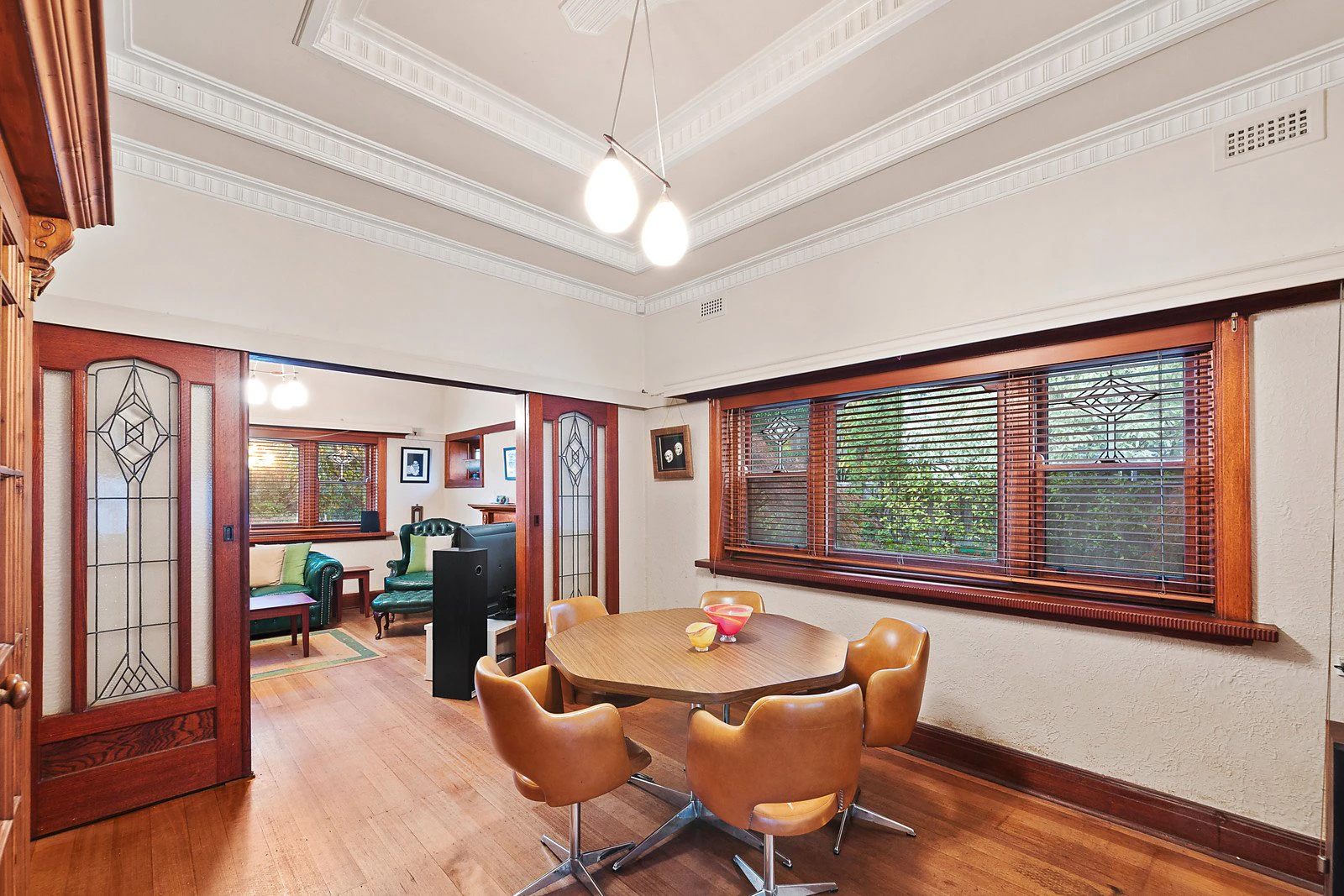 37 Hilltop Avenue, Glen Iris, VIC