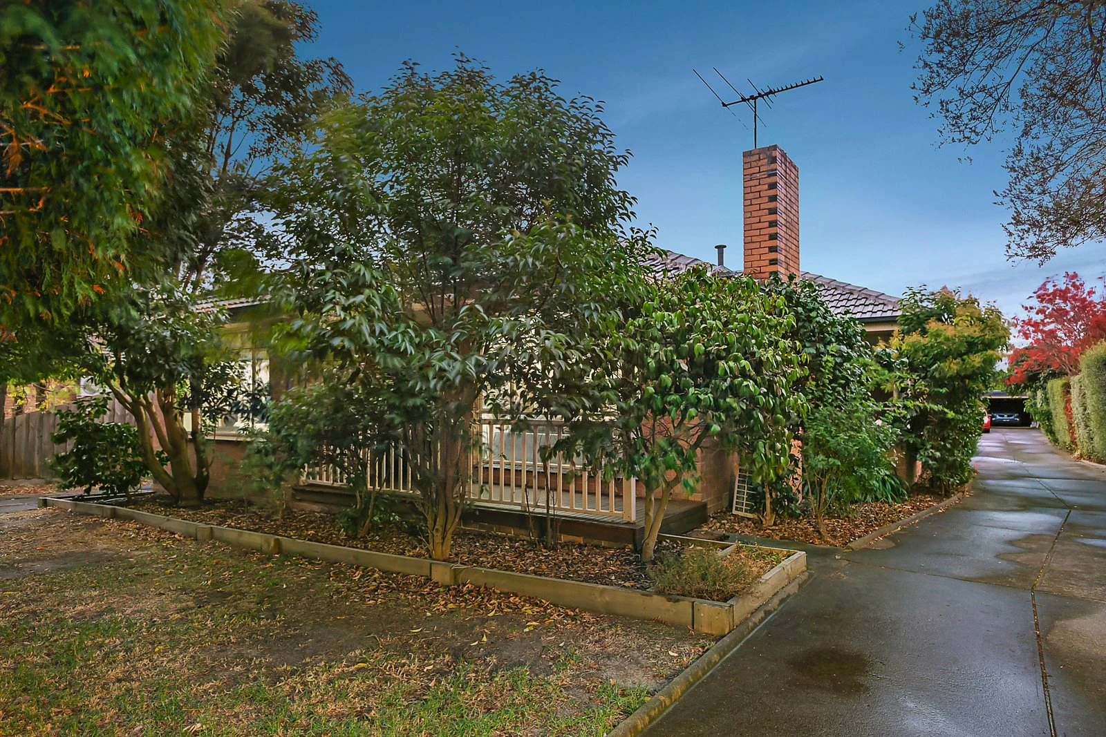 1/6 Mitchell Road, Mont Albert North, VIC