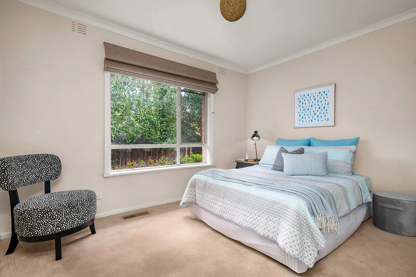 1/6 Mitchell Road, Mont Albert North, VIC