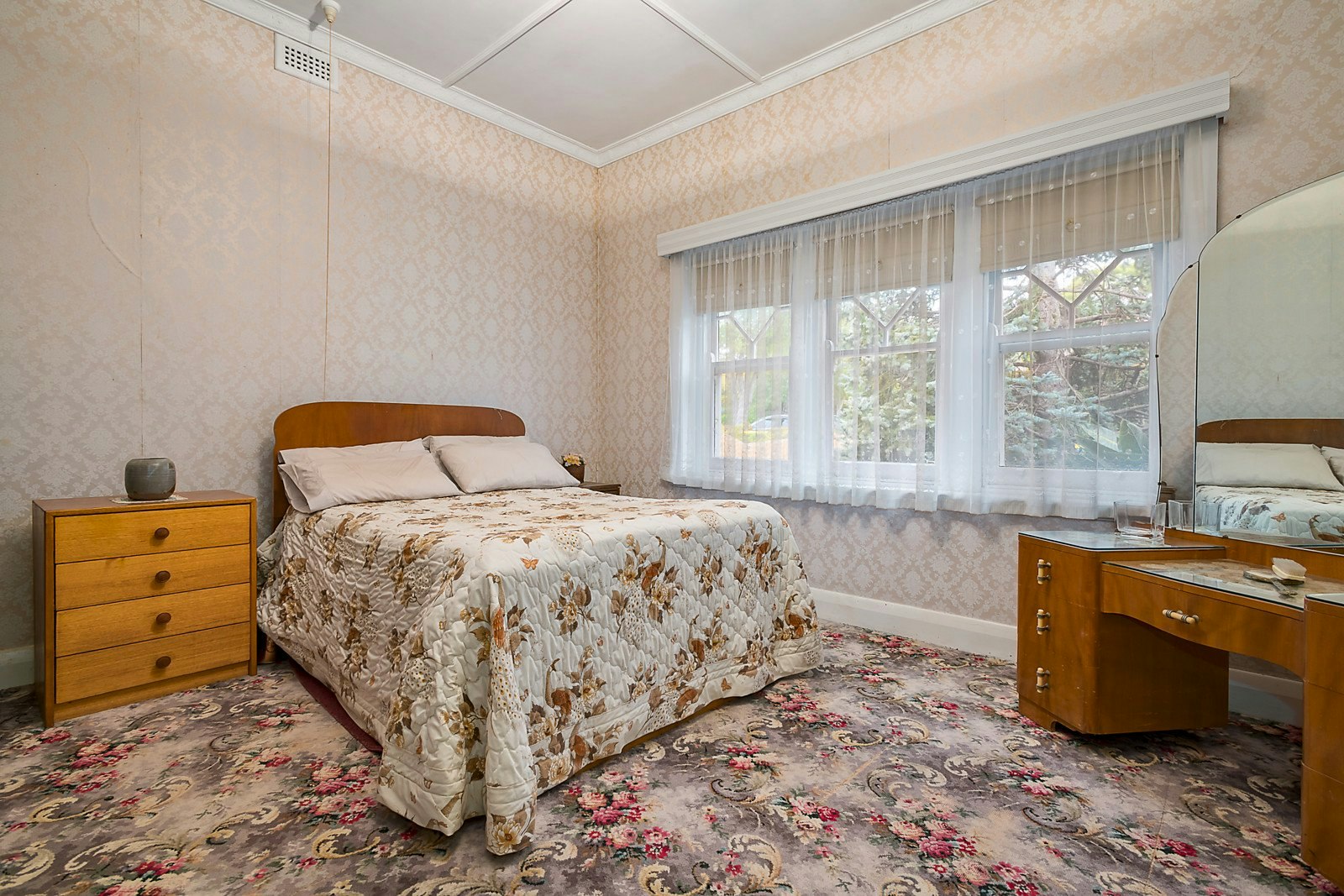 22 Hartwell Hill Road, Camberwell, VIC