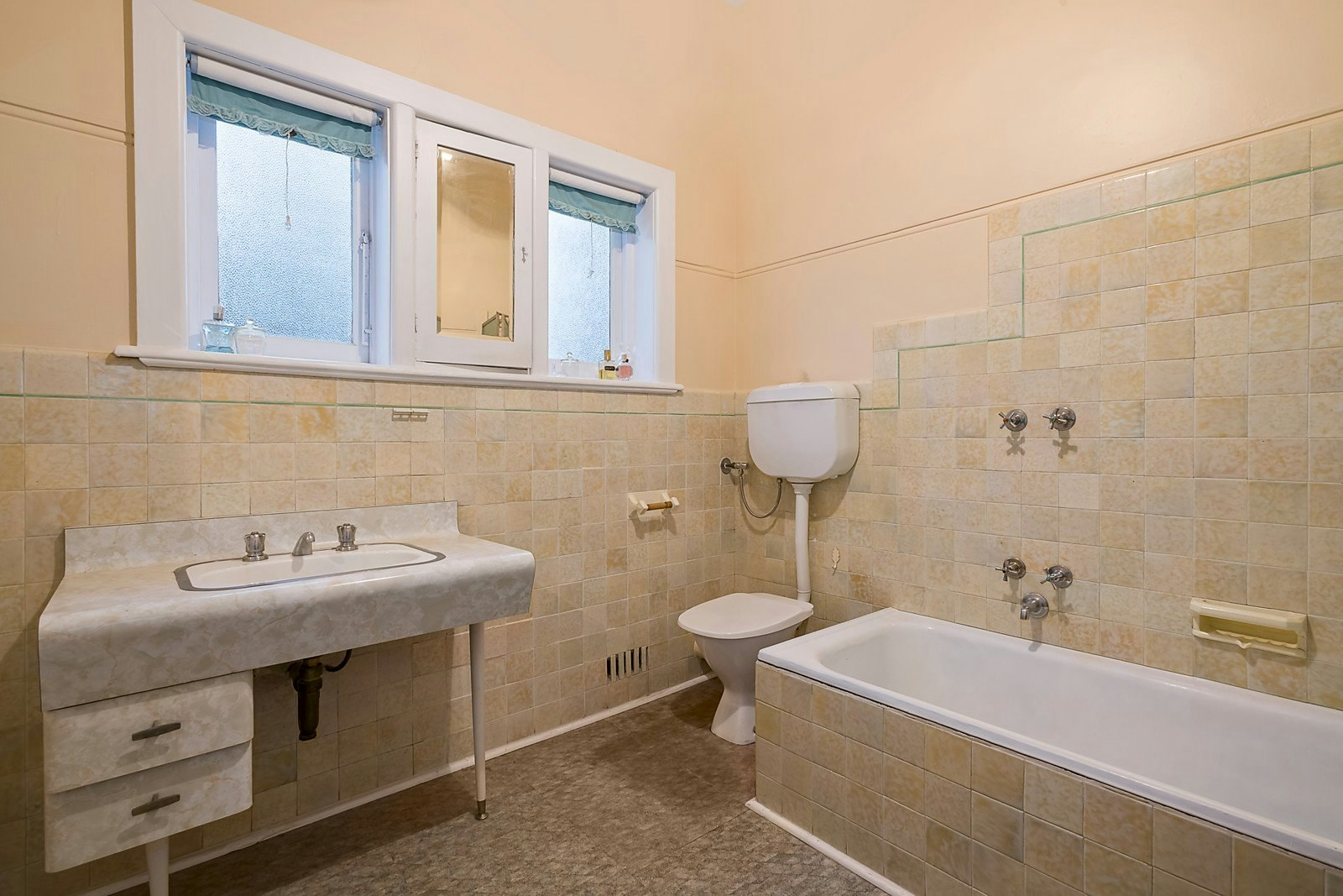 22 Hartwell Hill Road, Camberwell, VIC