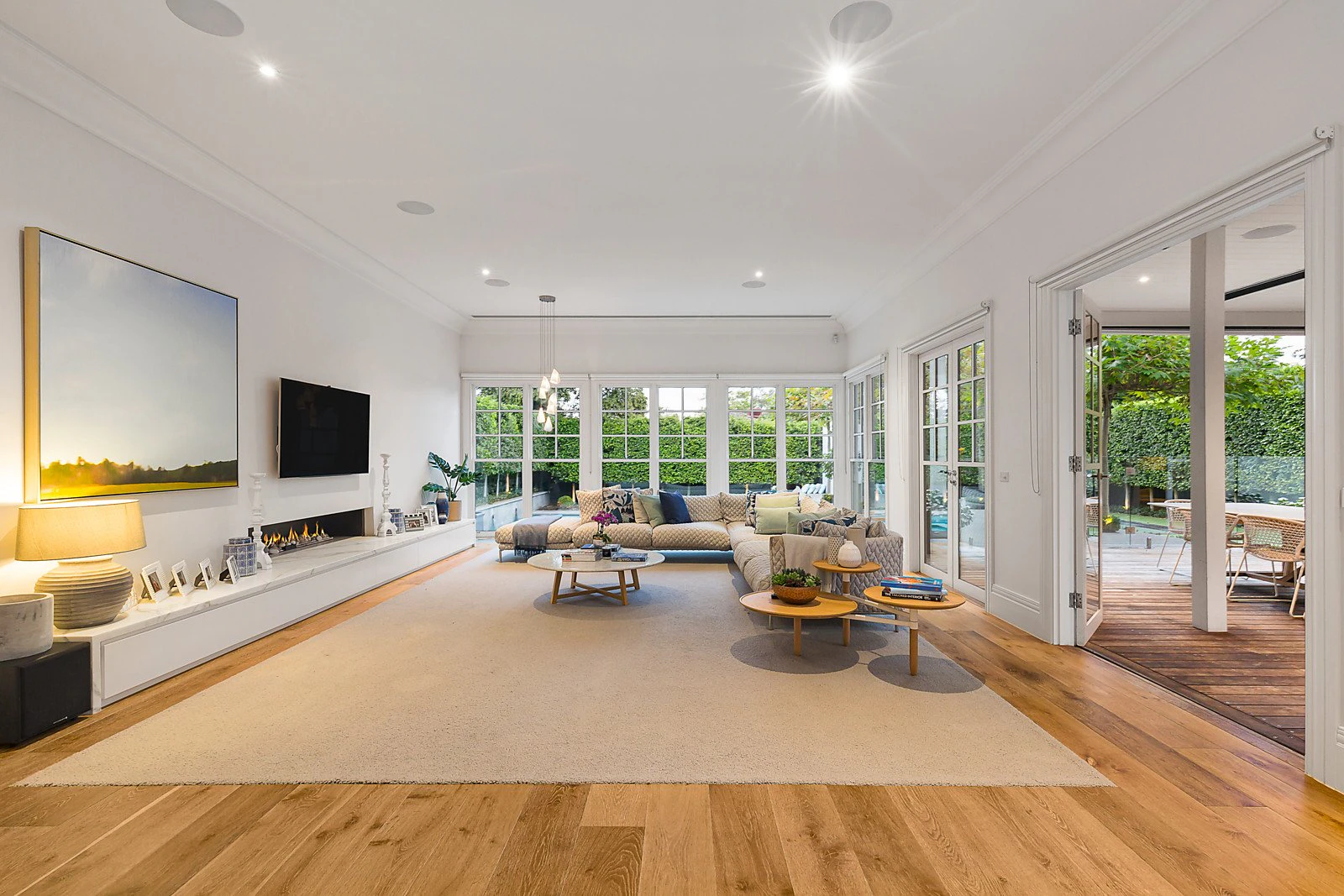 7 Smythe Avenue, Mont Albert, VIC