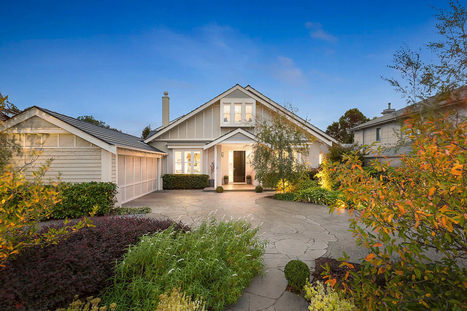 7 Smythe Avenue, Mont Albert, VIC