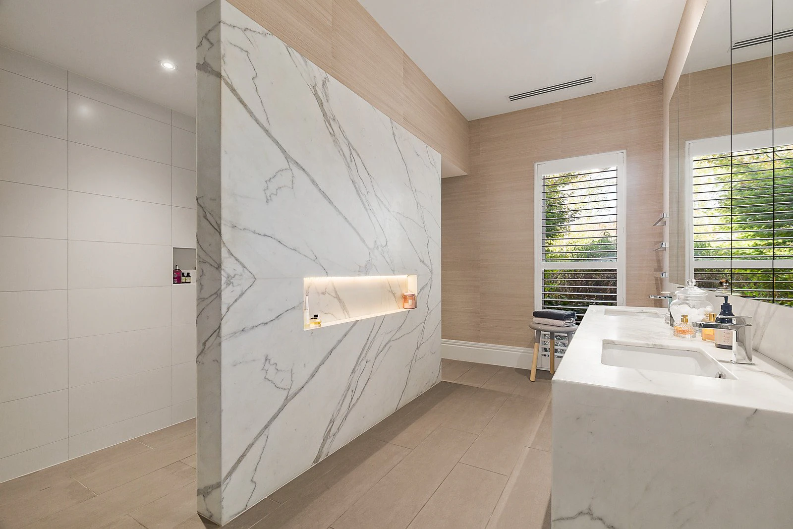 7 Smythe Avenue, Mont Albert, VIC