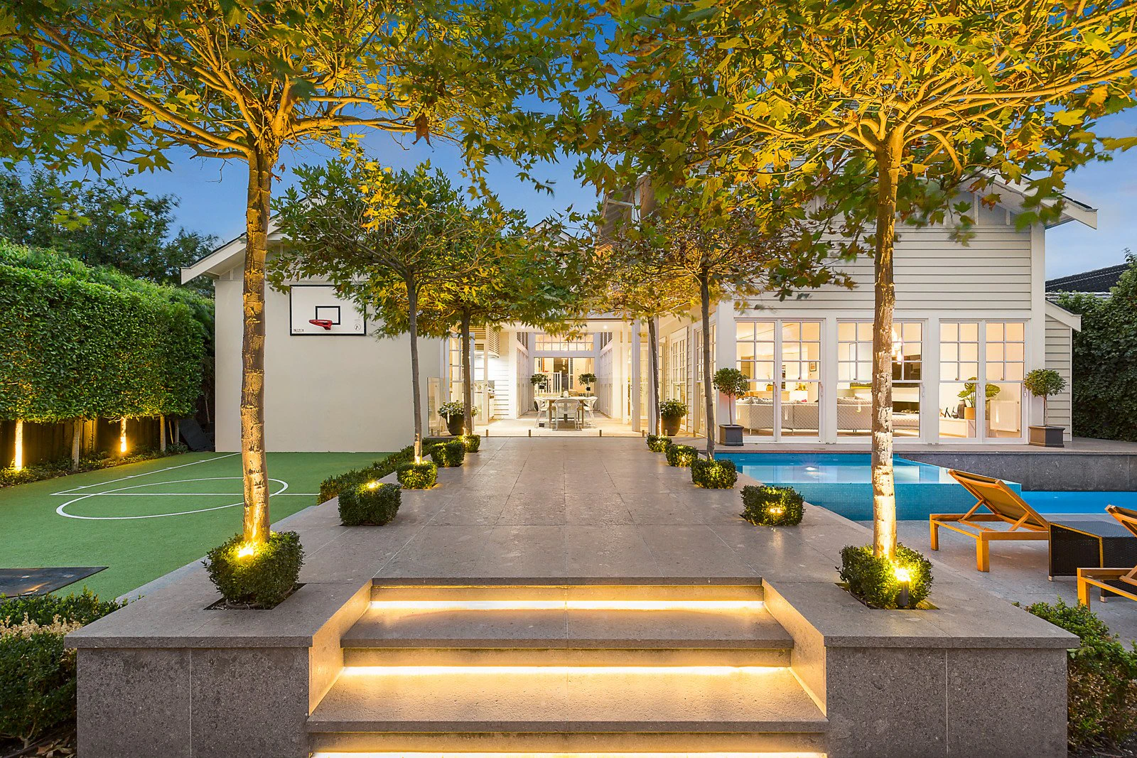 7 Smythe Avenue, Mont Albert, VIC