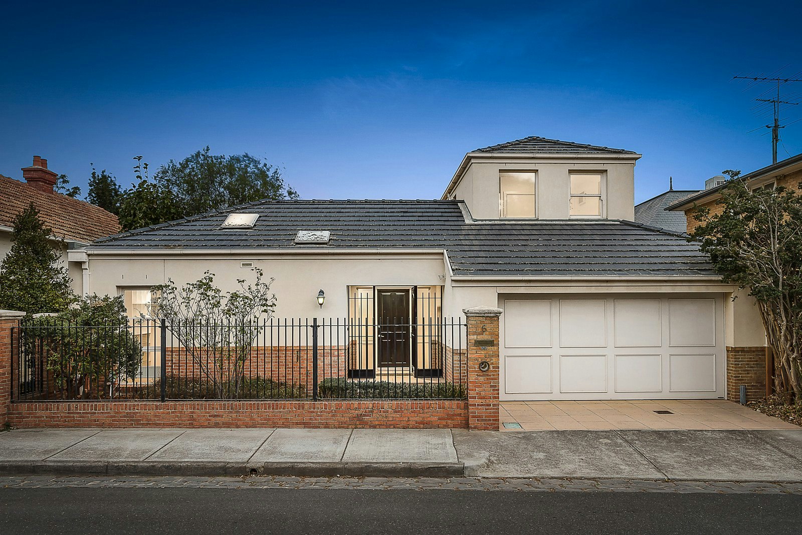 6 Bell Street, Armadale, VIC