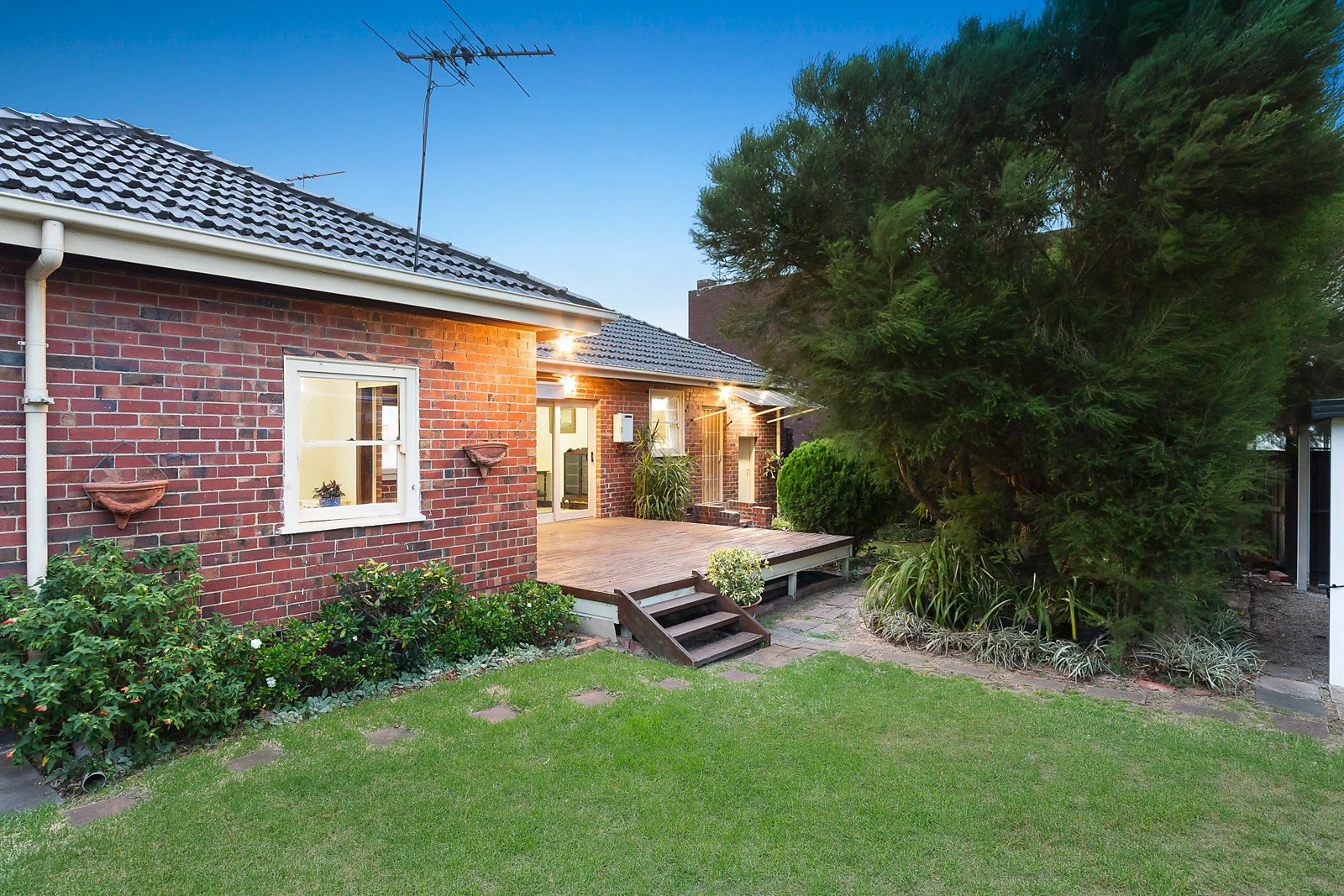 136-138 Darling Road, Malvern East, VIC