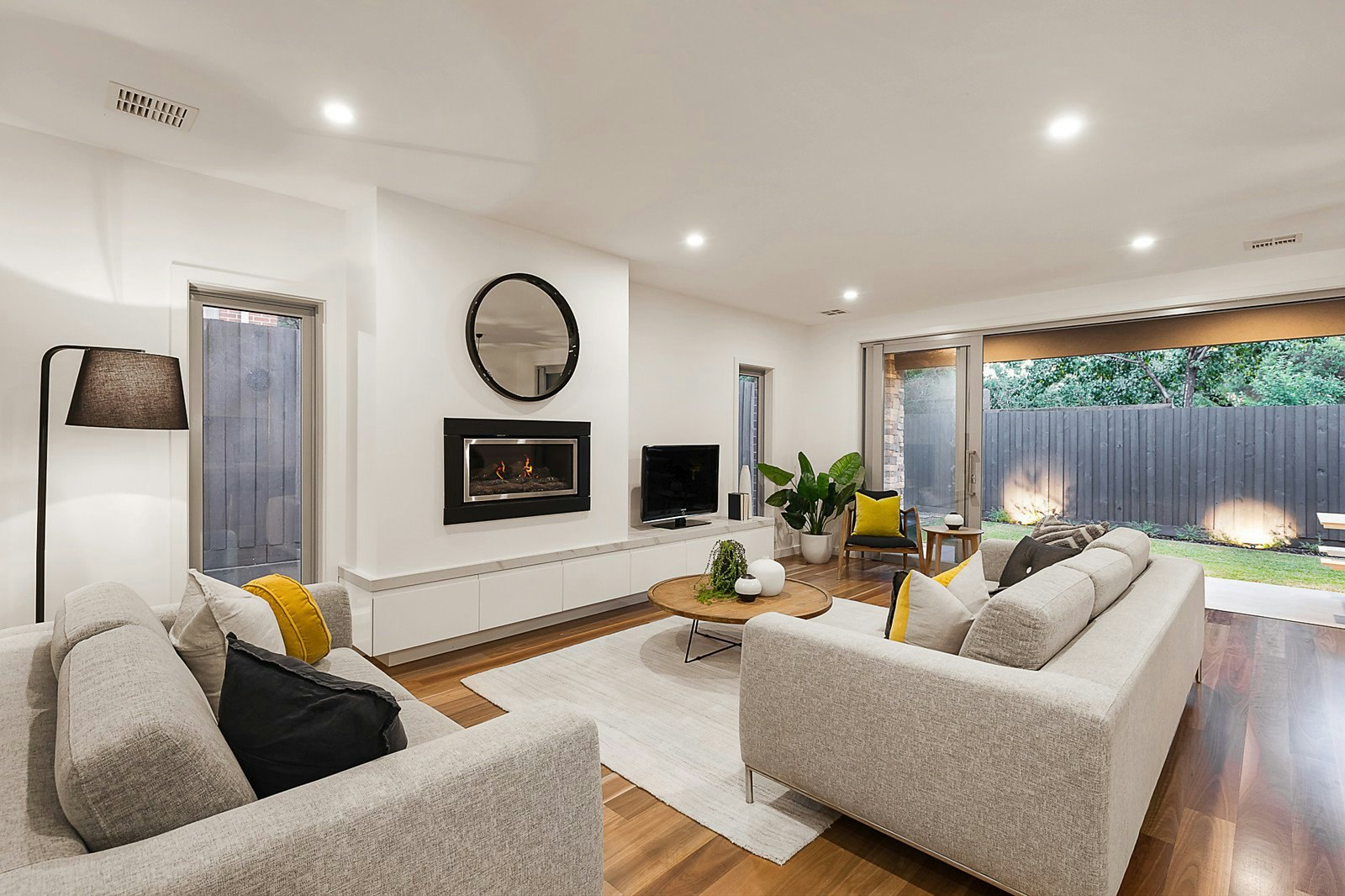 48 Outlook Drive, Camberwell, VIC