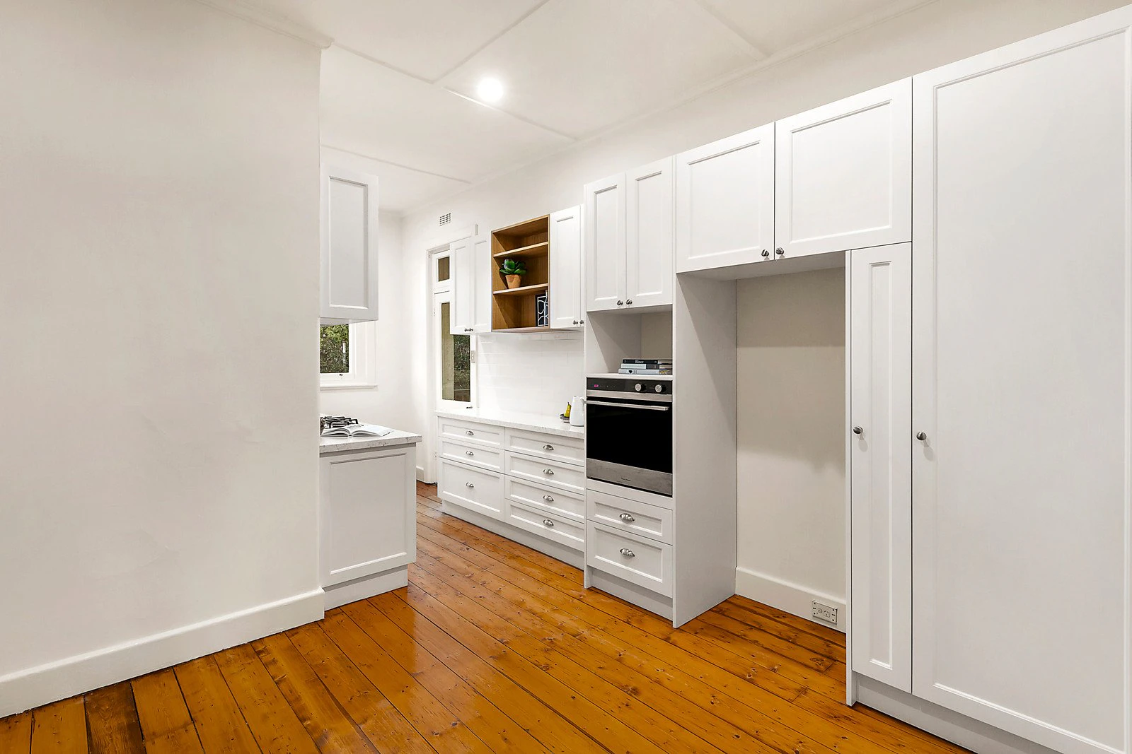 2/22 Burwood Road, Hawthorn, VIC
