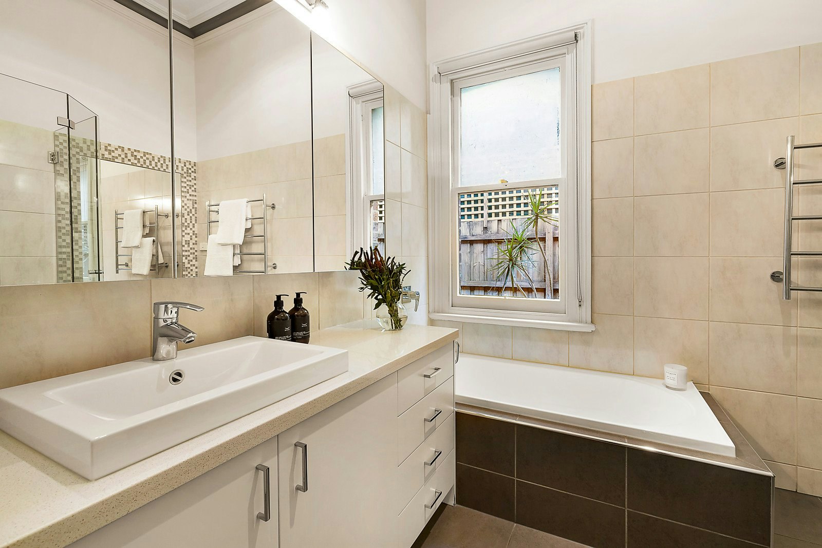 18 Bent Street, Malvern East, VIC