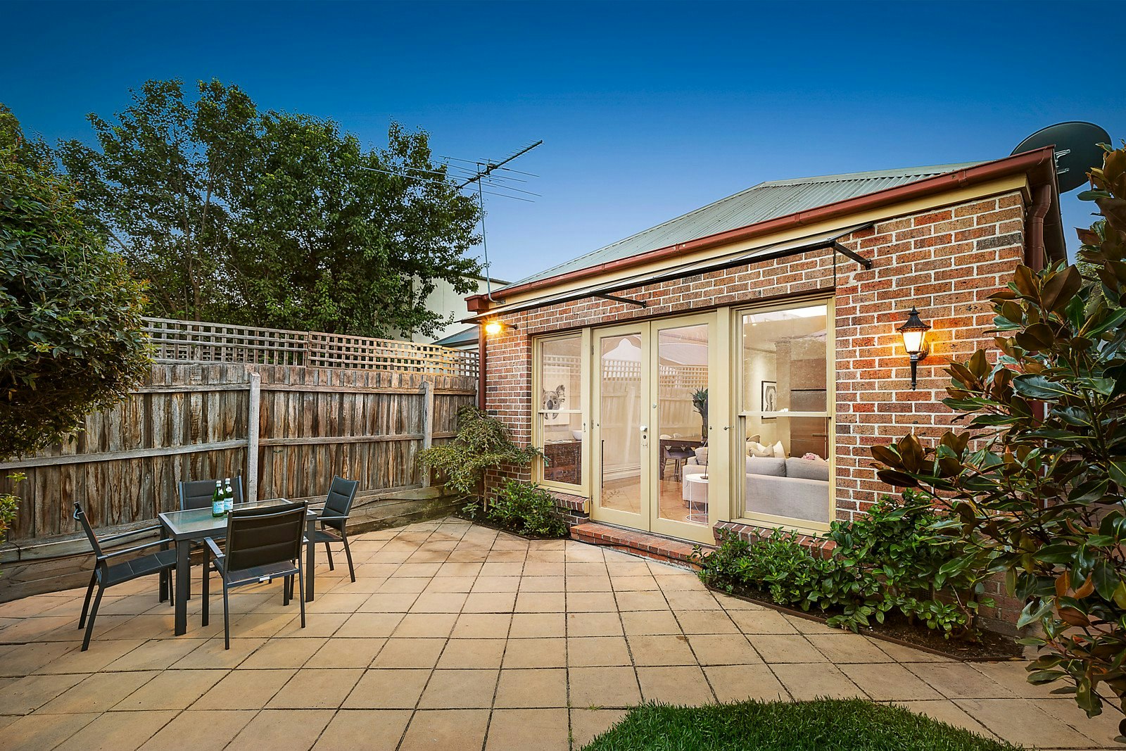 18 Bent Street, Malvern East, VIC