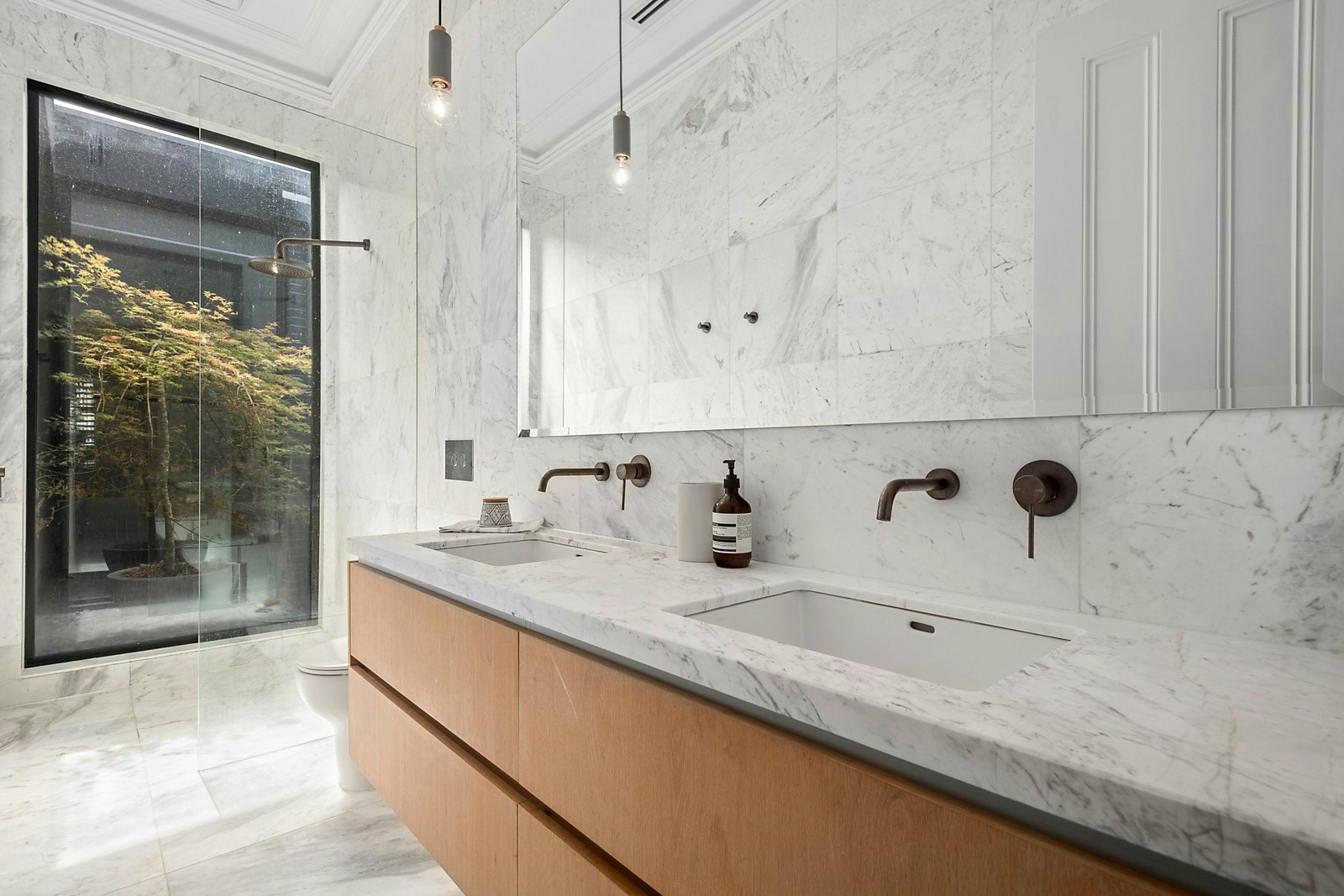 21 Mcgregor Street, Canterbury, VIC