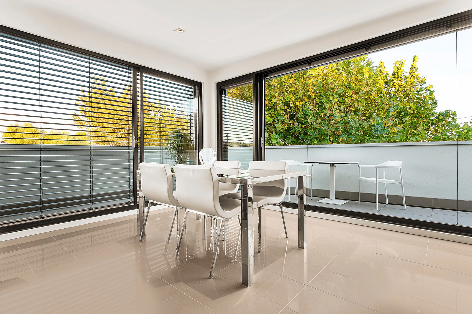 11/10 Docker Street, Elwood, VIC