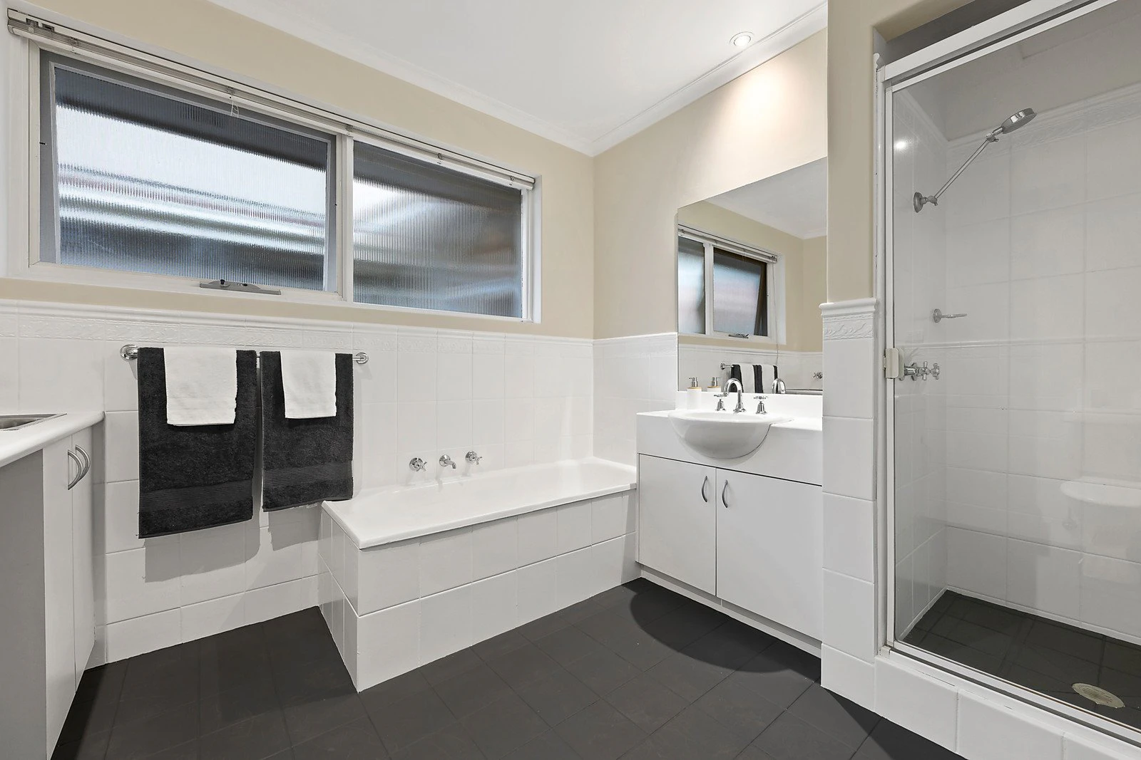 2/116 Brougham Street, Kew, VIC