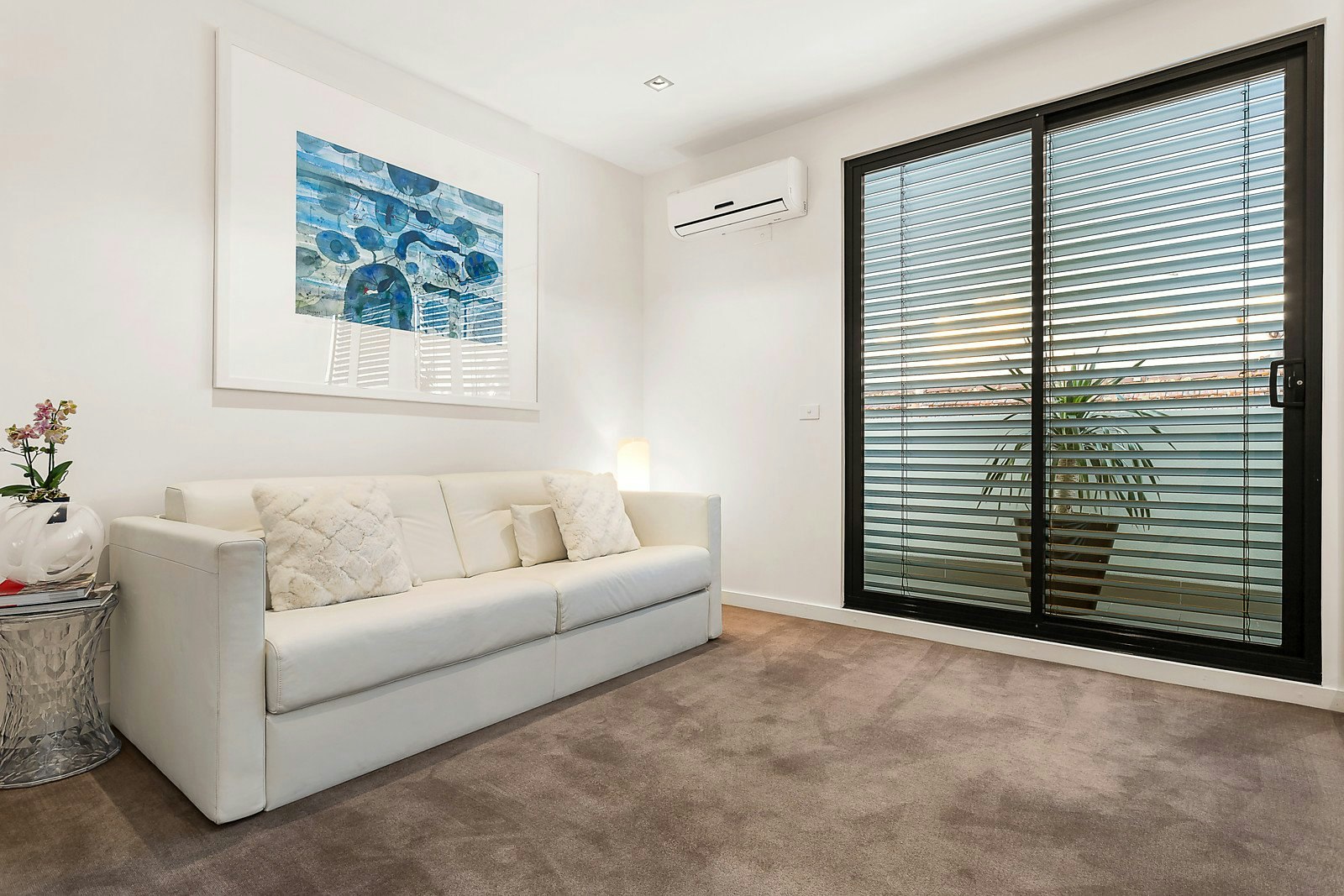 11/10 Docker Street, Elwood, VIC