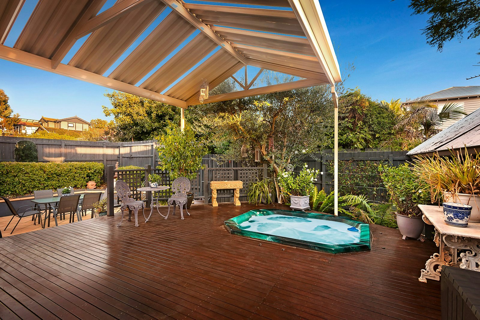 17 Kendall Street, Elwood, VIC