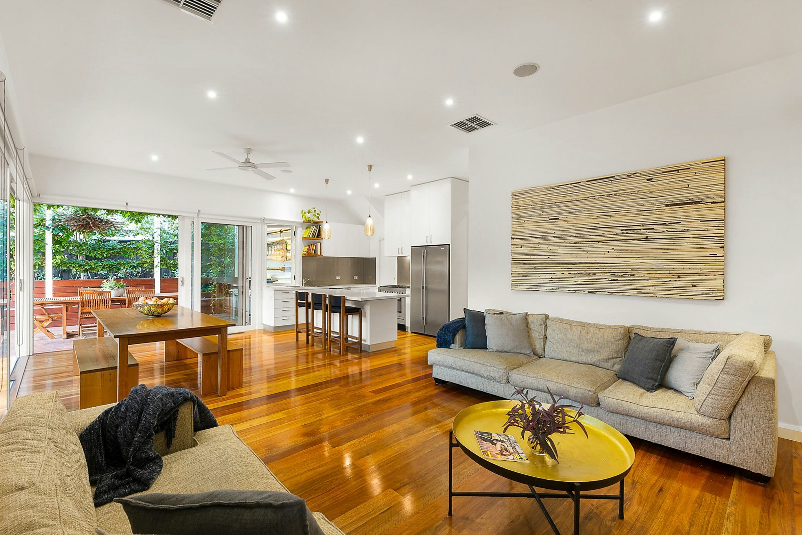 2 Hastings Street, Hampton, VIC