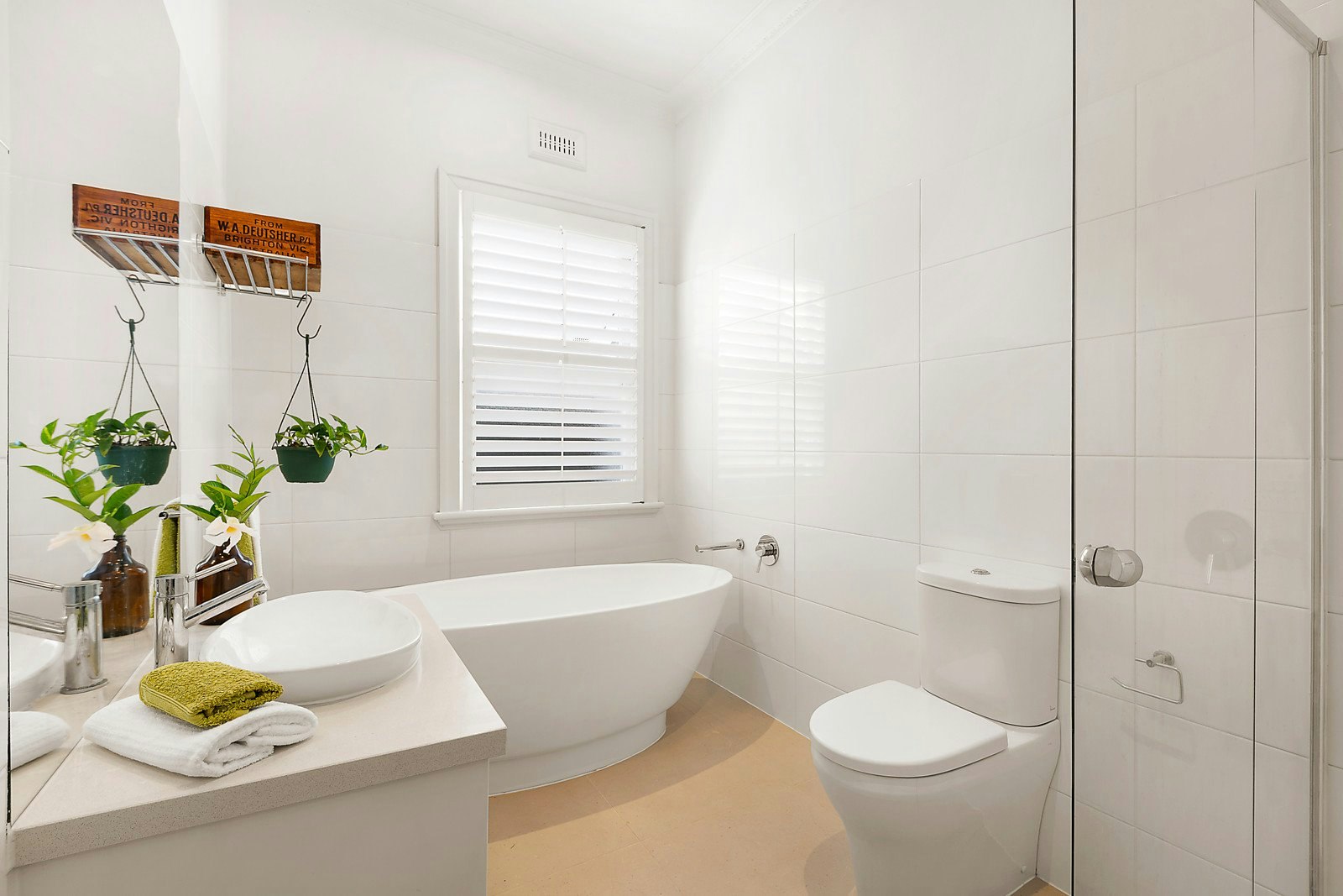 2 Hastings Street, Hampton, VIC