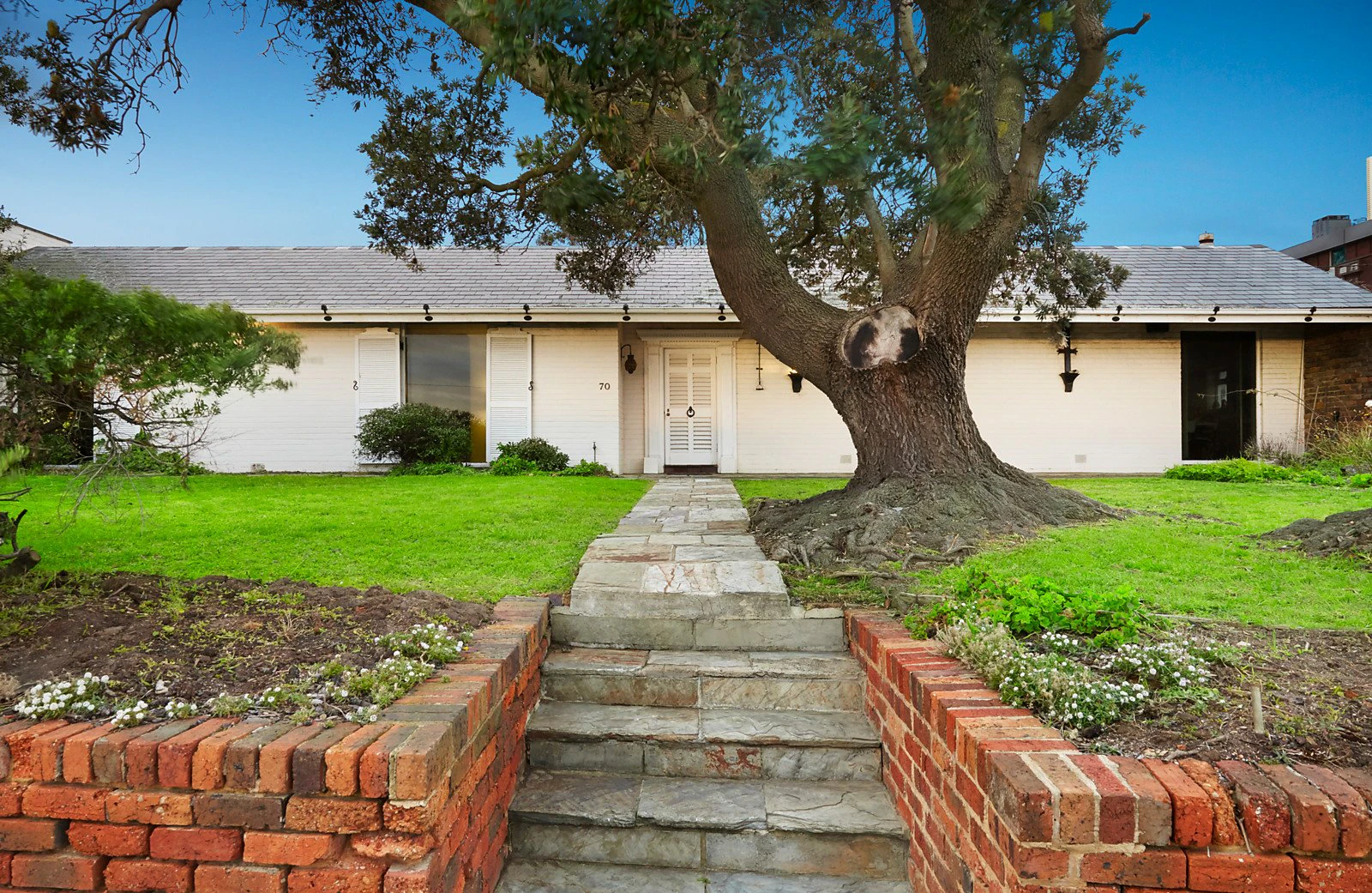 70 Esplanade, Brighton, VIC