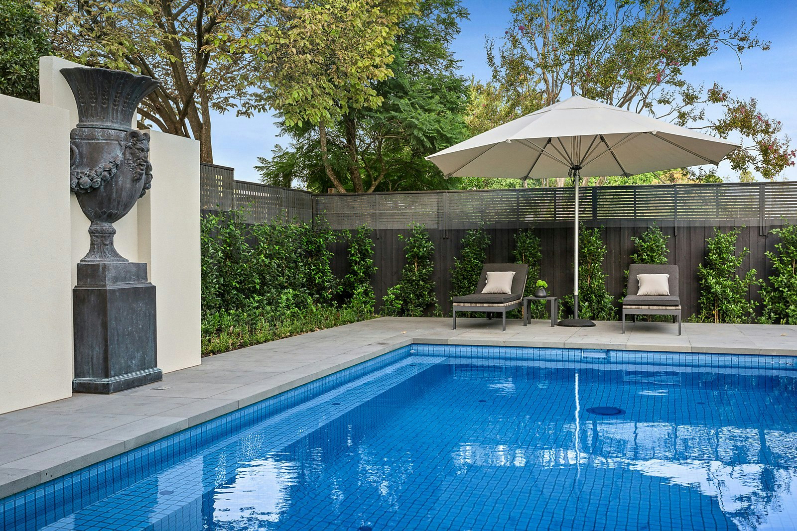 15 Crellin Grove, Camberwell, VIC