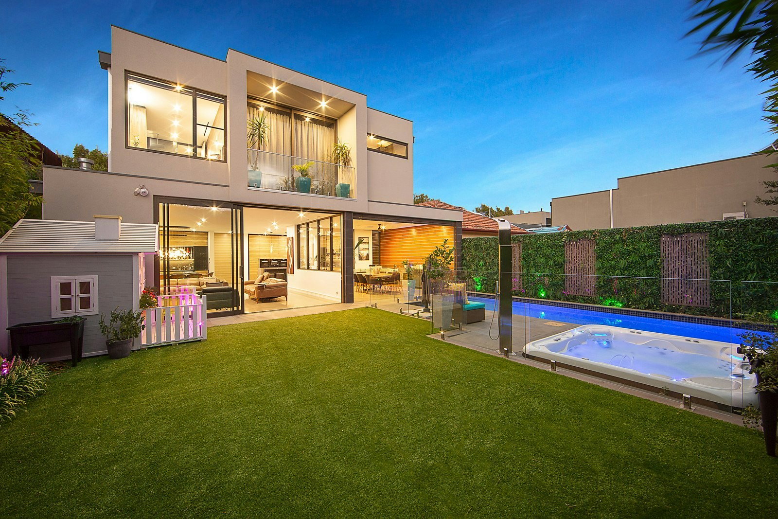 8 Joyce Street, Elwood, VIC