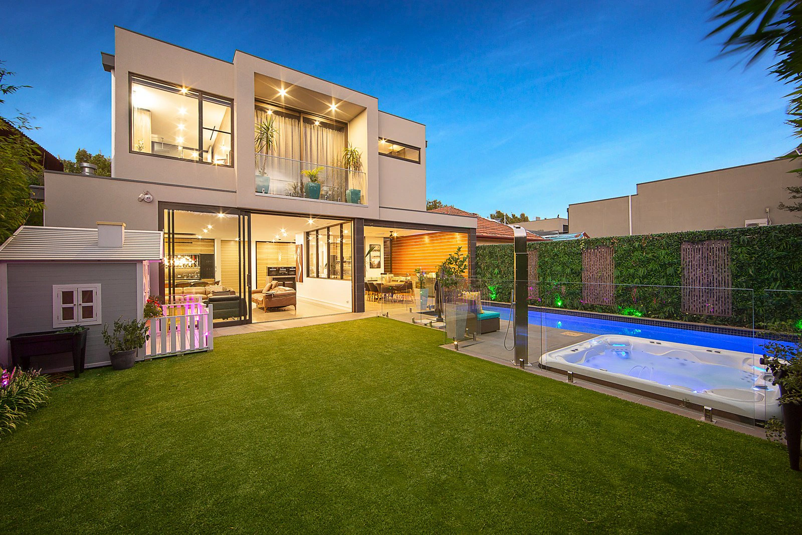 8 Joyce Street, Elwood, VIC