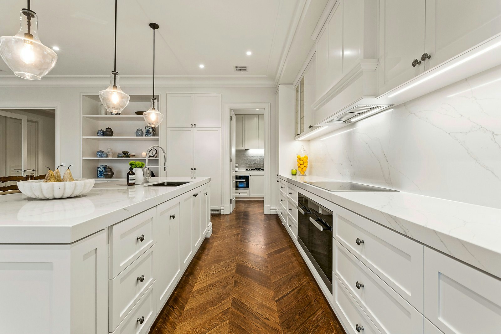 15 Crellin Grove, Camberwell, VIC